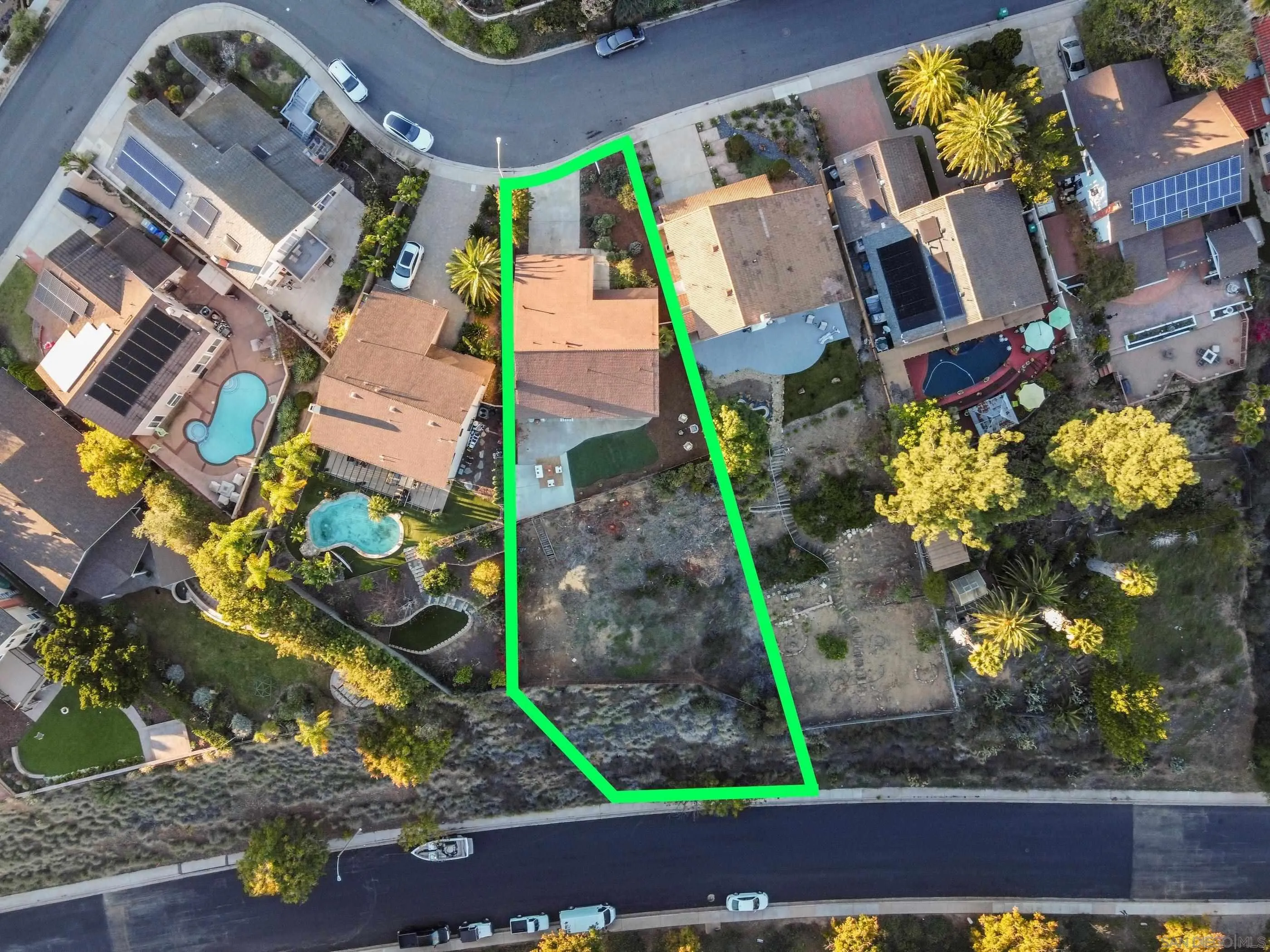 https://cdn.realtyfeed.com/cdn/127/250045745/872e7d257f730b99b42fb2d68167b172.webp