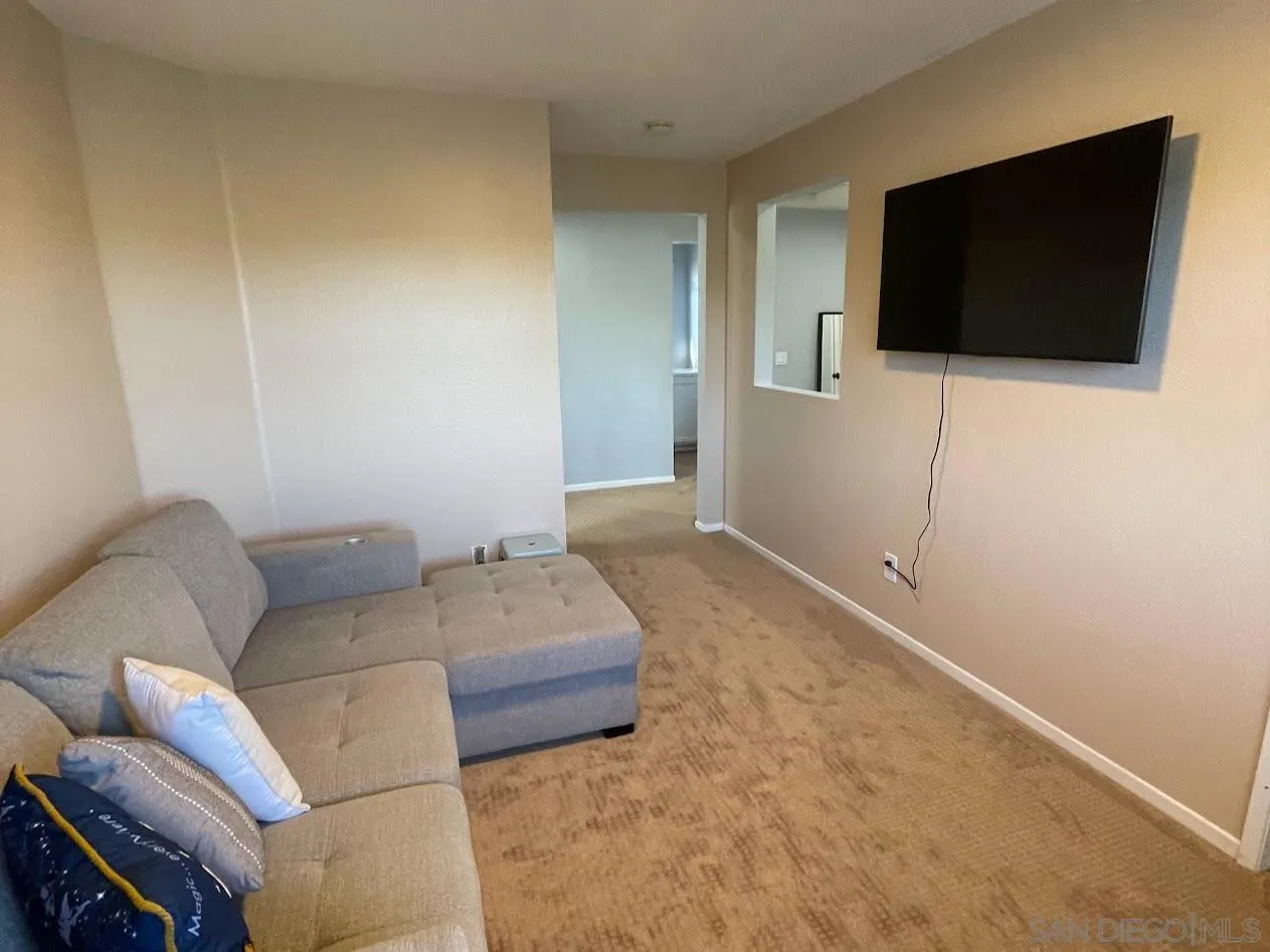 Photo #19: 250045759 Listing: Photo #19