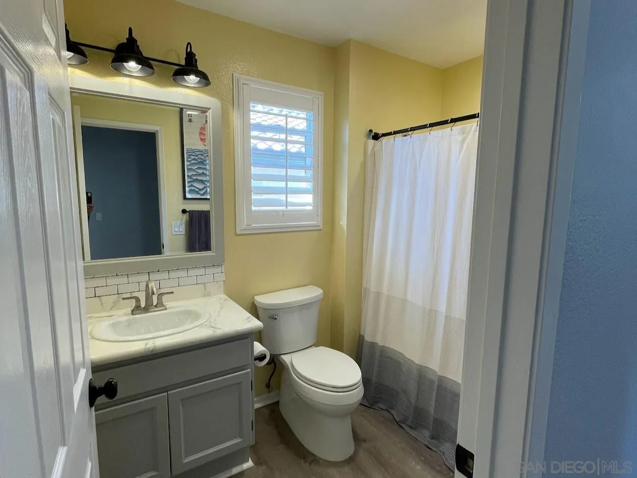 Photo #25: 250045759 Listing: Photo #25
