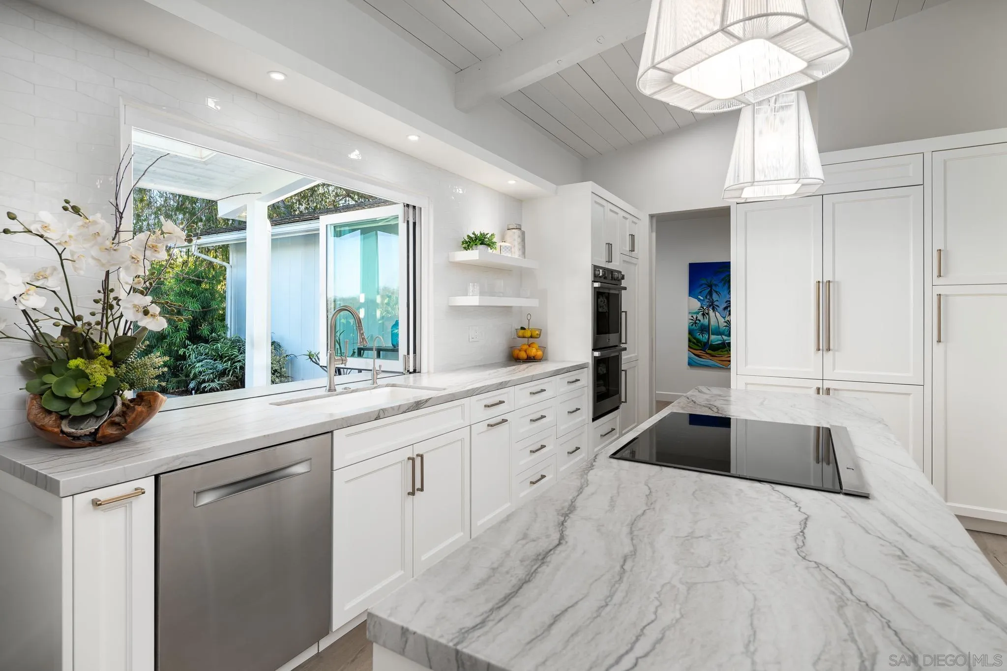 https://cdn.realtyfeed.com/cdn/127/250045761/67bec27357f63402d50ea3228dc51d1f.webp