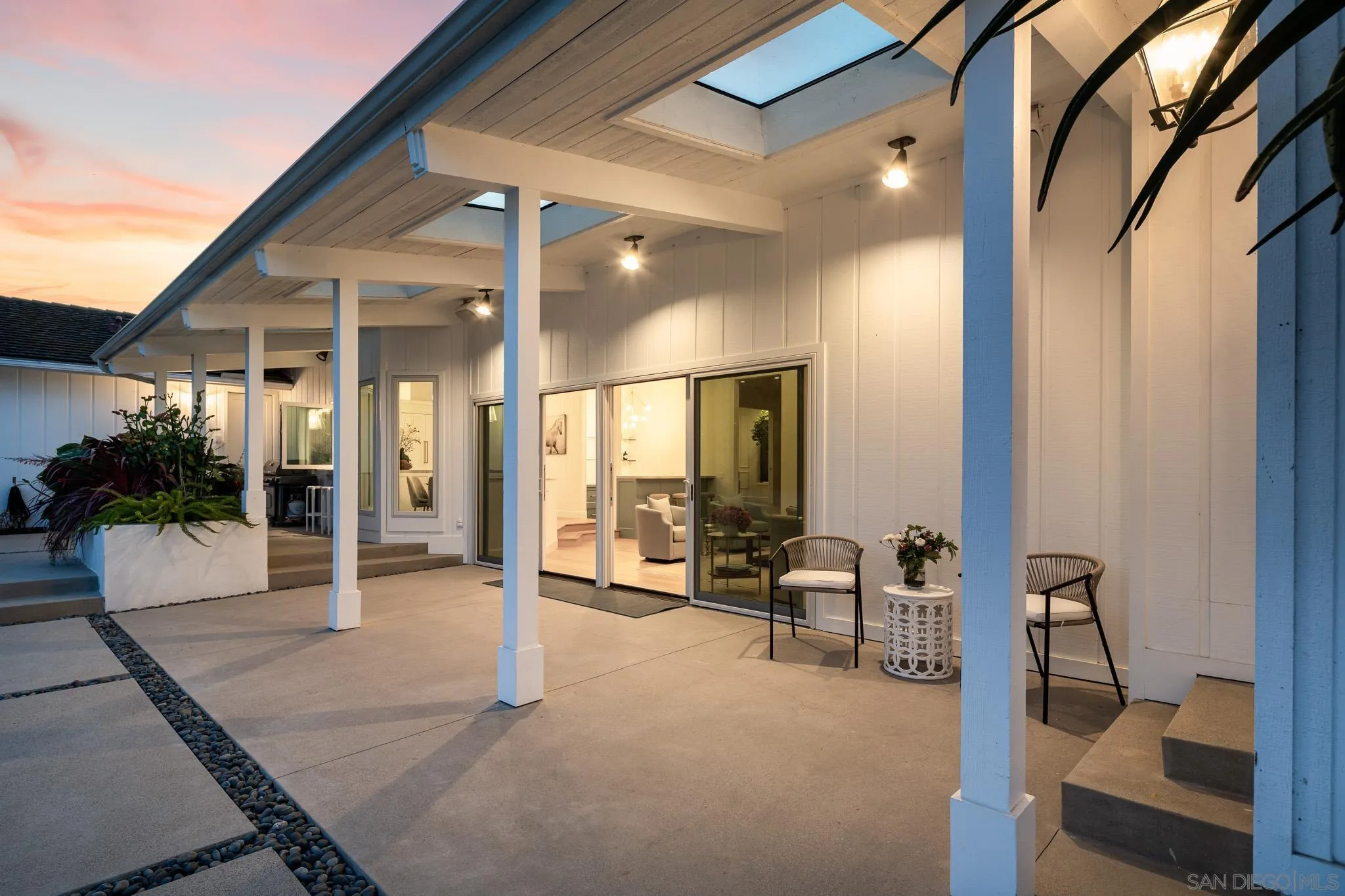 https://cdn.realtyfeed.com/cdn/127/250045761/a6b4b1360851d353b8d9ffb156696f48.webp