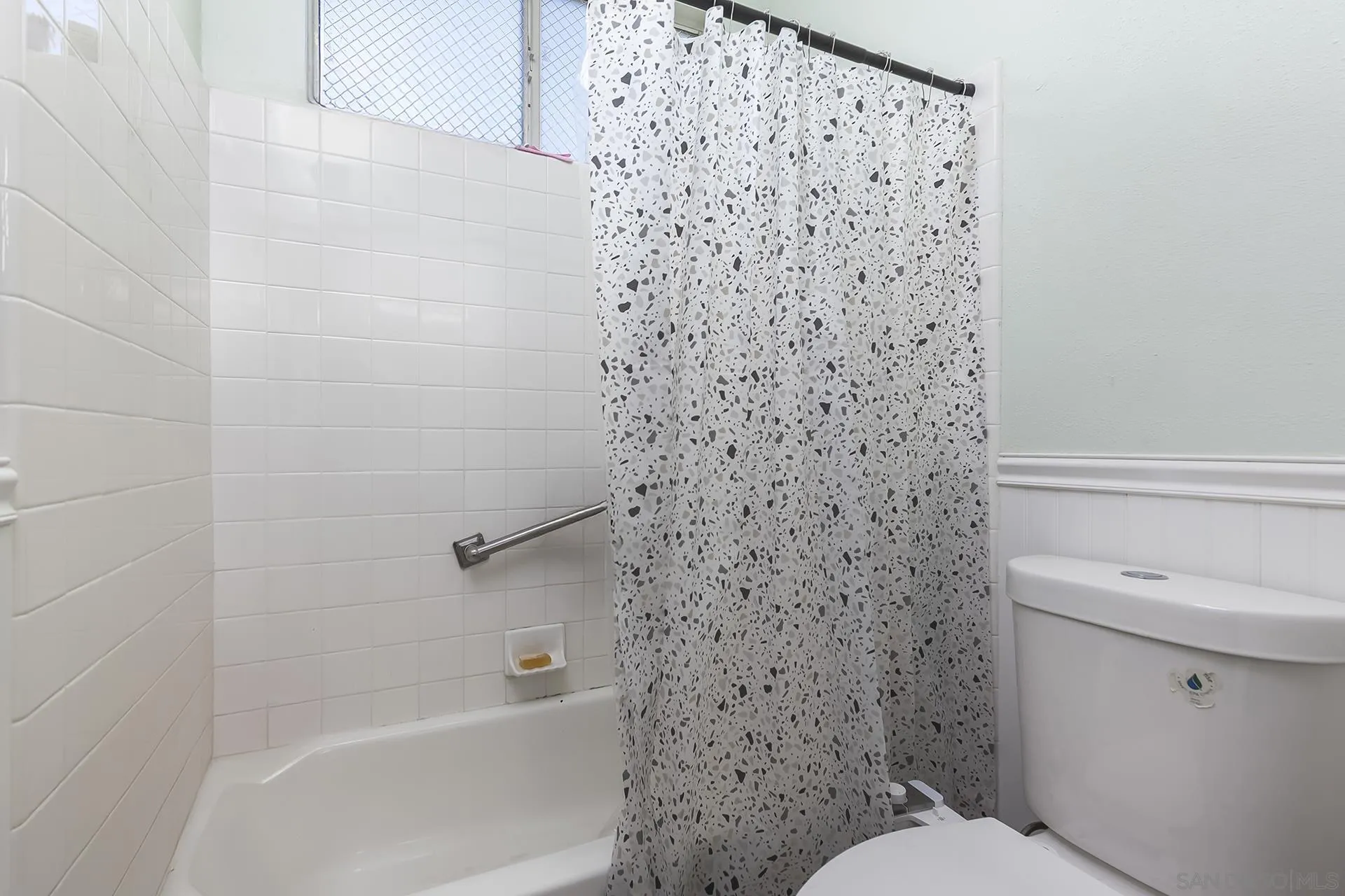 https://cdn.realtyfeed.com/cdn/127/250045767/52781d1423ae42fdc0b9d483160d9307.webp