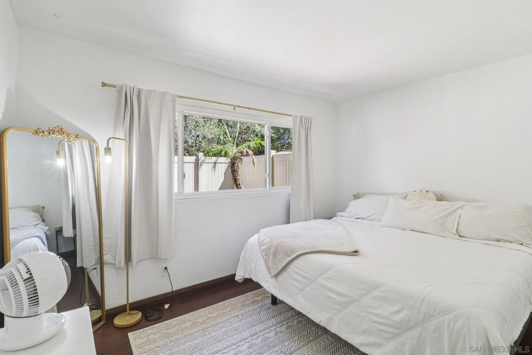 Photo #12: 250045776 Listing: Photo #12