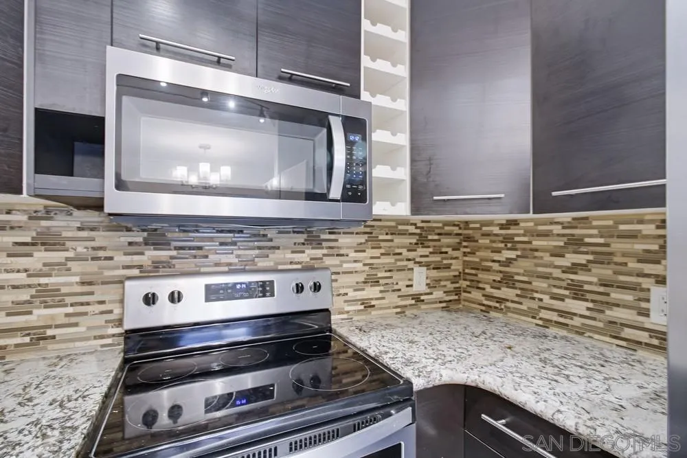https://cdn.realtyfeed.com/cdn/127/250045799/61f3129a6ea712264fc454e3a2f22c93.webp