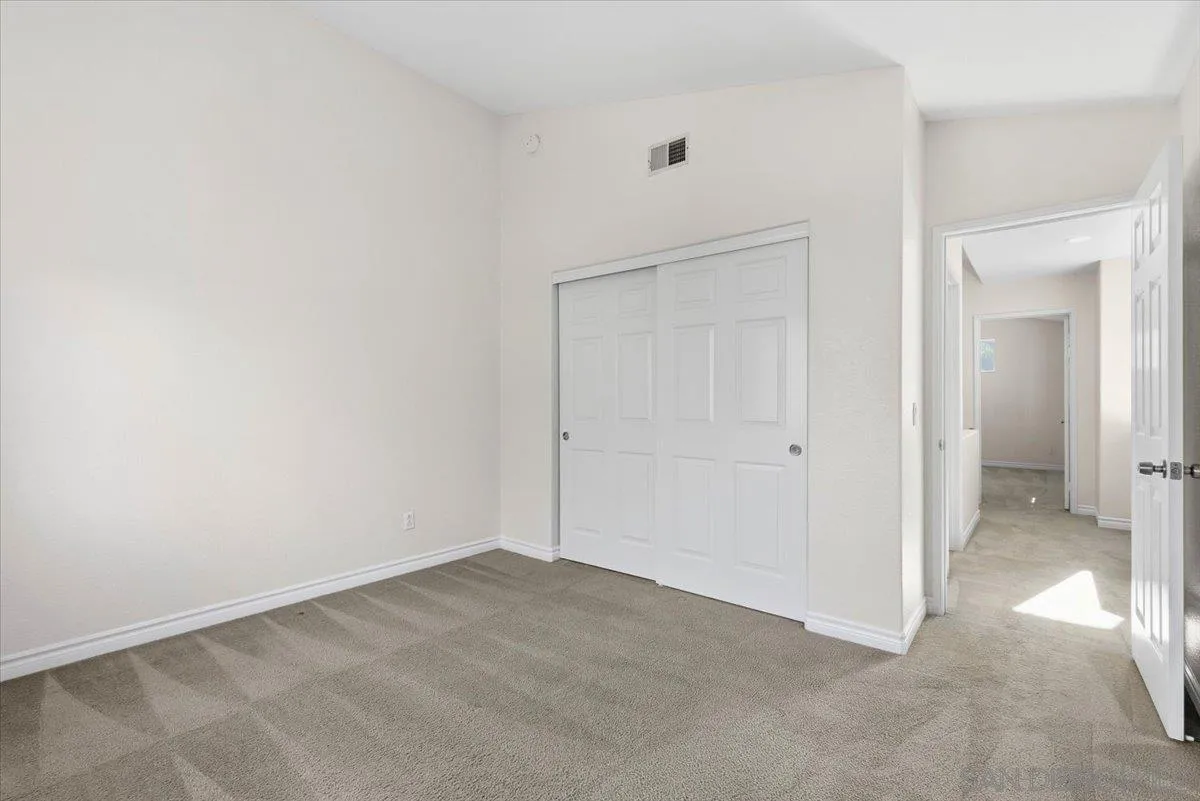 https://cdn.realtyfeed.com/cdn/127/250045826/72541705051db050cc61048098595ced.webp