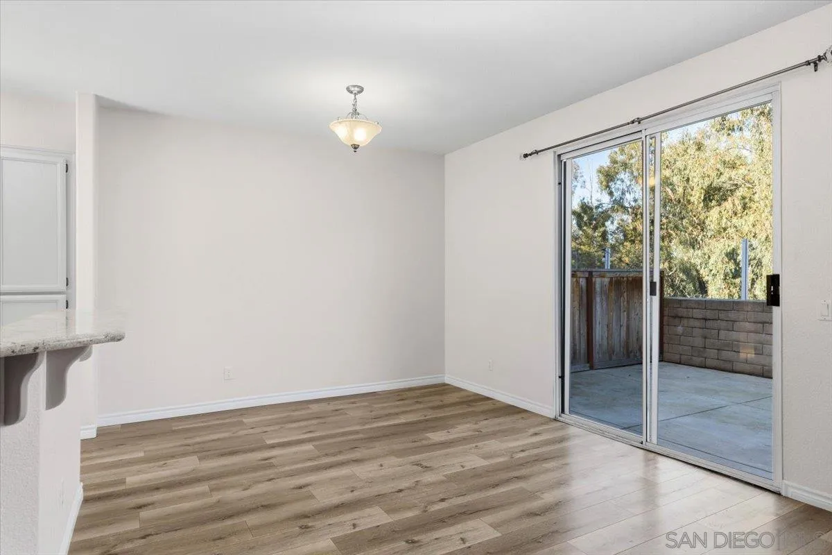 https://cdn.realtyfeed.com/cdn/127/250045826/f0494ec32bd31b5c198a358ab4dd1272.webp