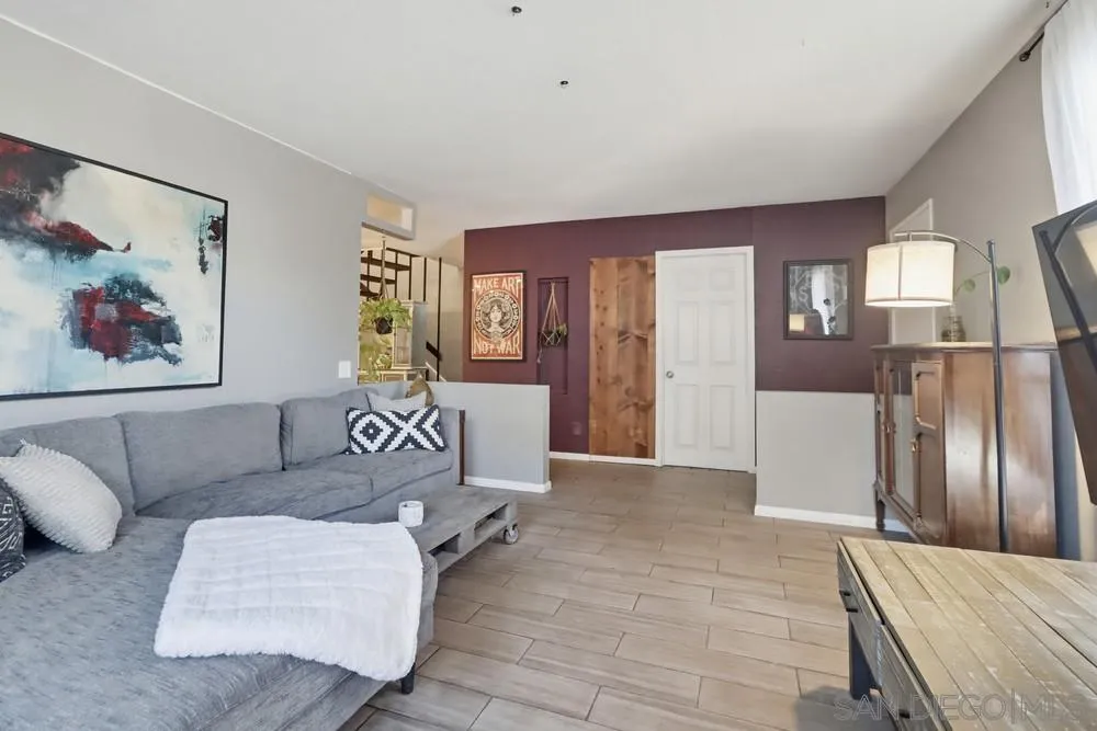 Photo #12: 250045827 Listing: Photo #12