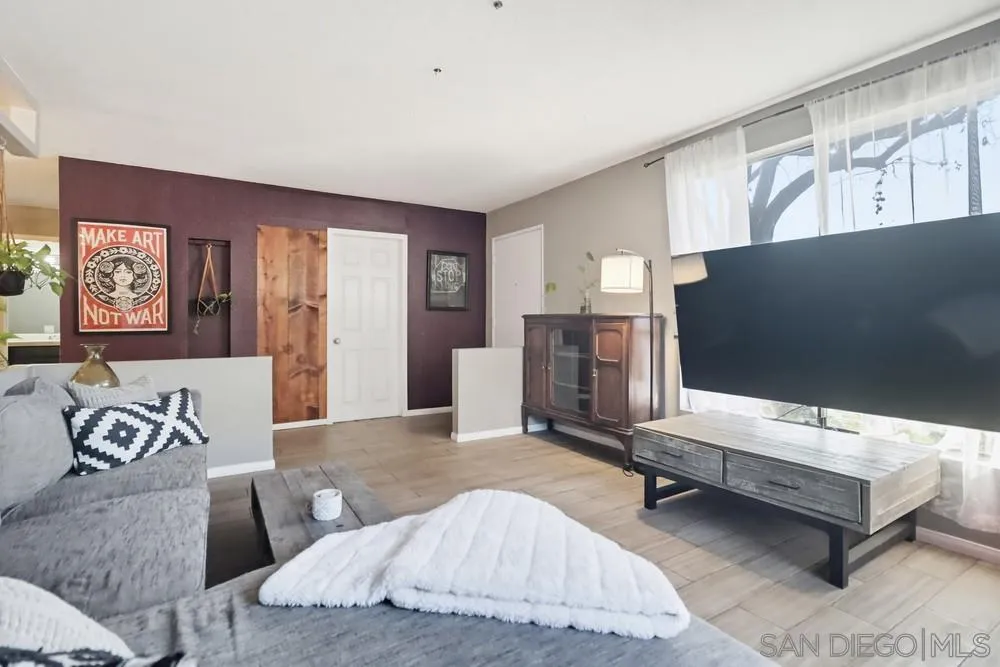 Photo #14: 250045827 Listing: Photo #14