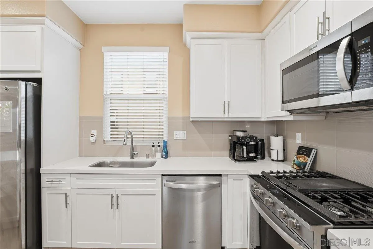 Photo #33: 250045846 Listing: Photo #33