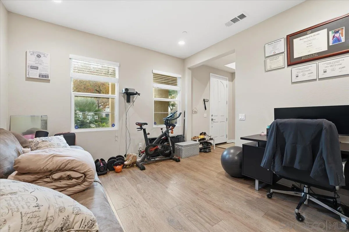 Photo #27: 250045846 Listing: Photo #27