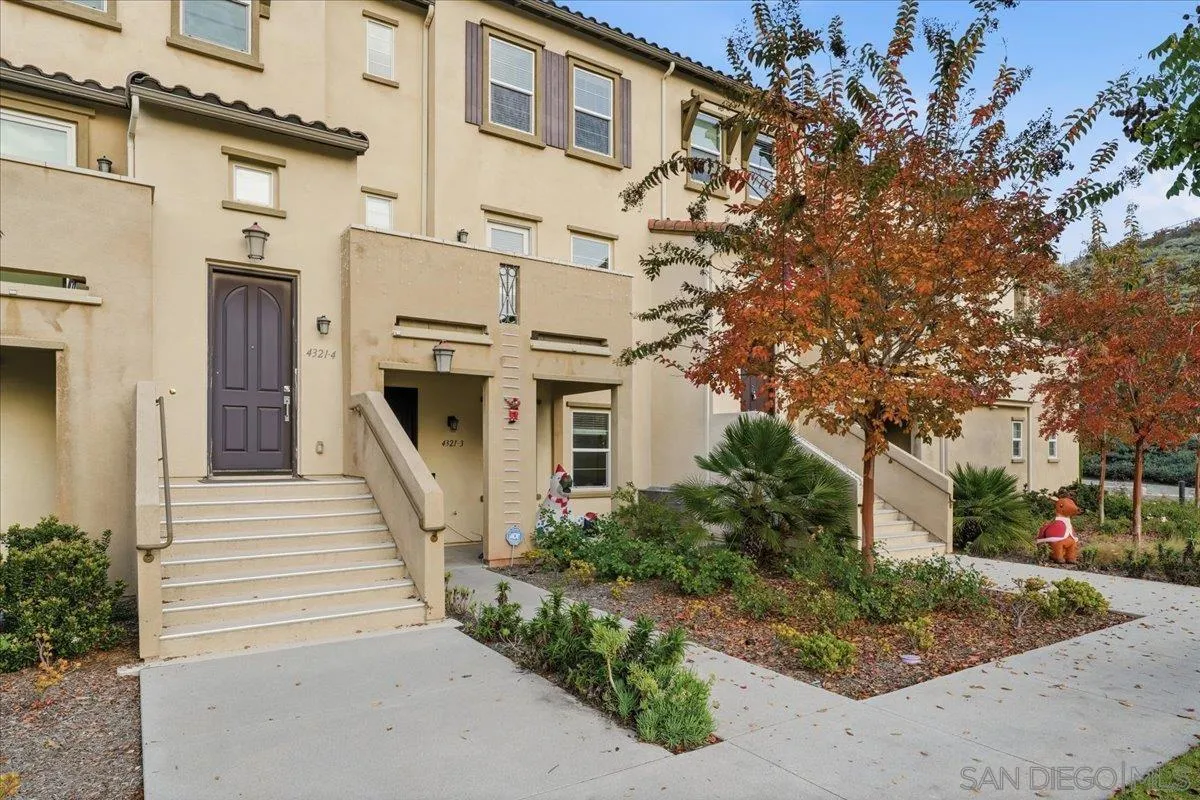 Photo #4: 250045846 Listing: Photo #4