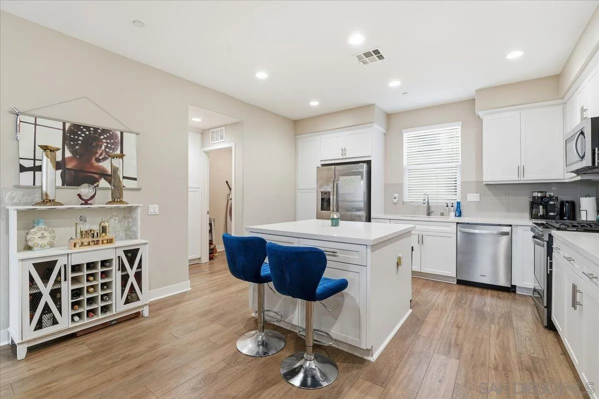 Photo #34: 250045846 Listing: Photo #34