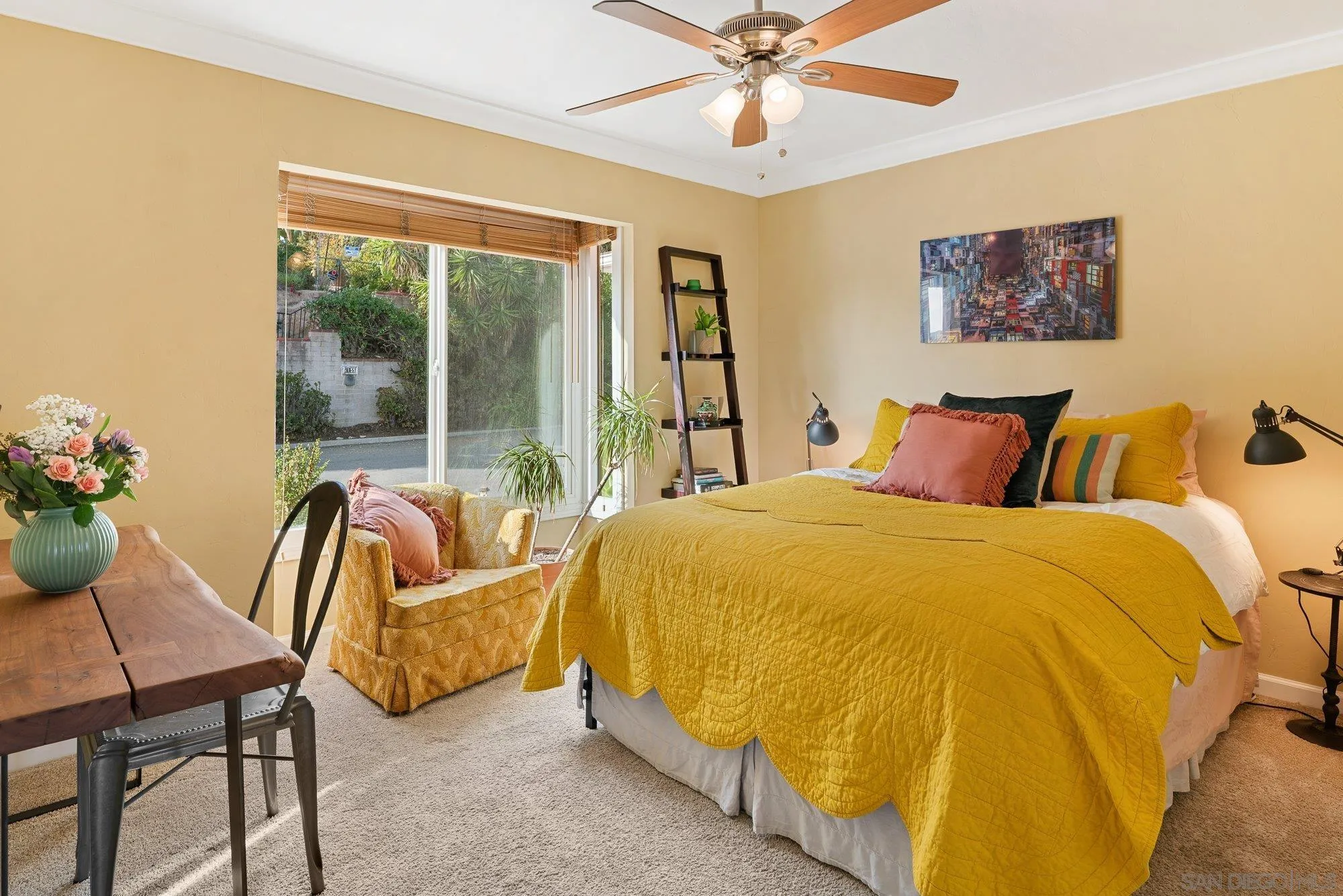 https://cdn.realtyfeed.com/cdn/127/250045847/0fff14af8c34f13bd1379048d7b12542.webp