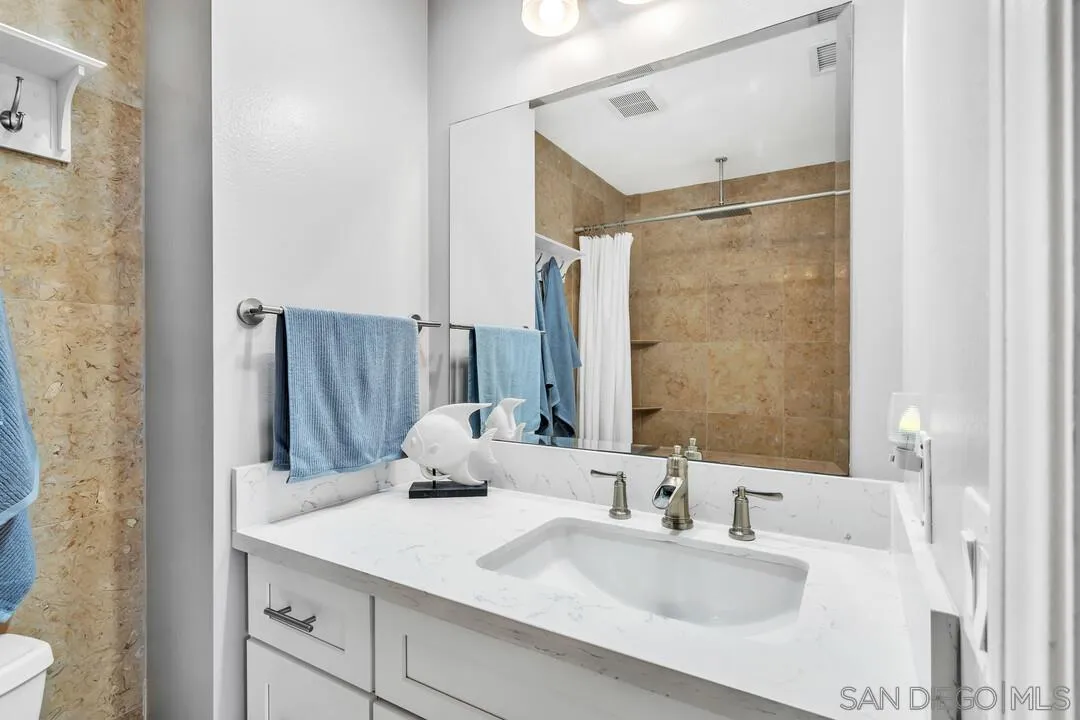 Photo #15: 250045849 Listing: Photo #15