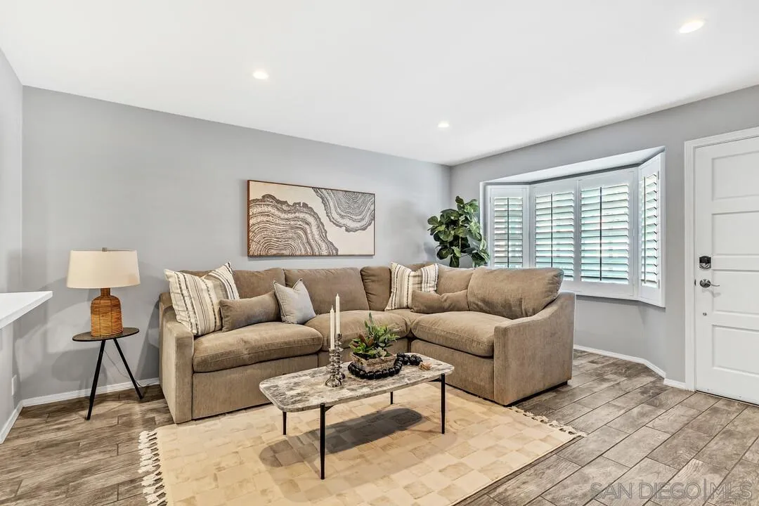 Photo #4: 250045849 Listing: Photo #4