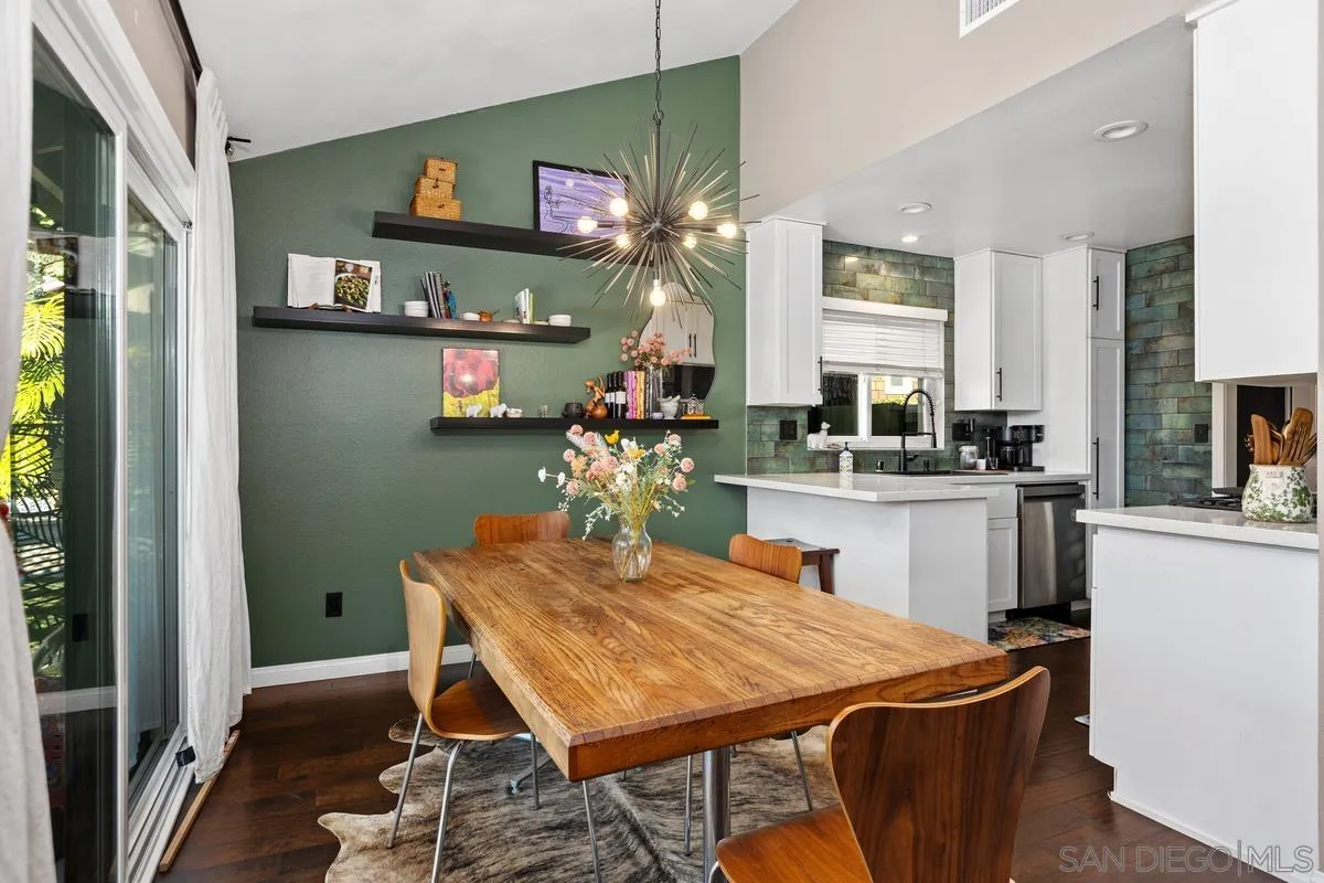 Photo #4: 250045852 Listing: Photo #4