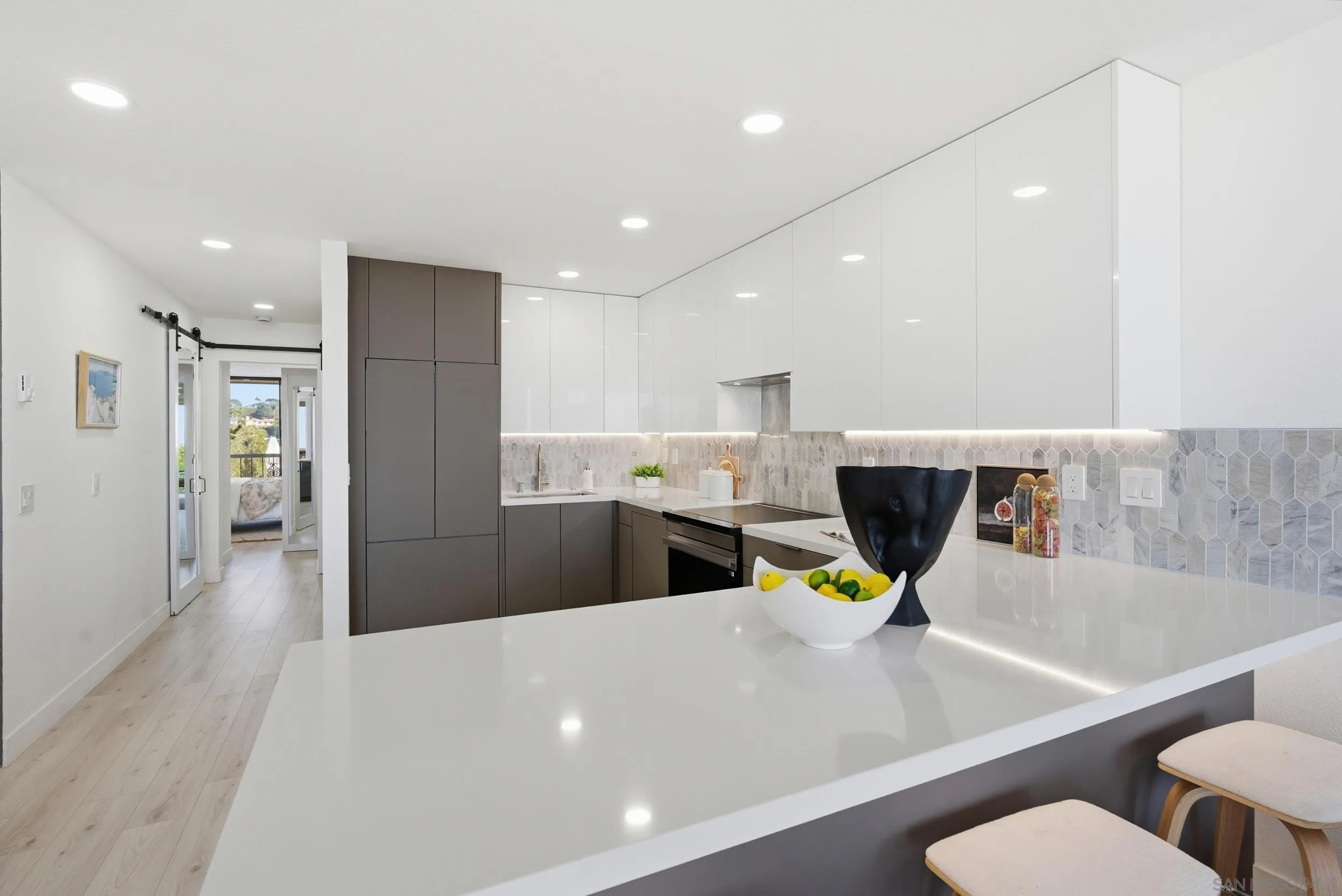 Photo #16: 250045859 Listing: Photo #16