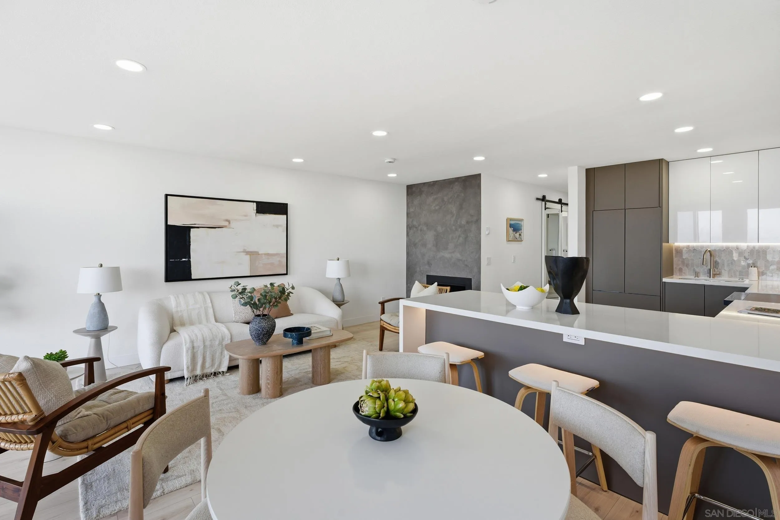 Photo #12: 250045859 Listing: Photo #12