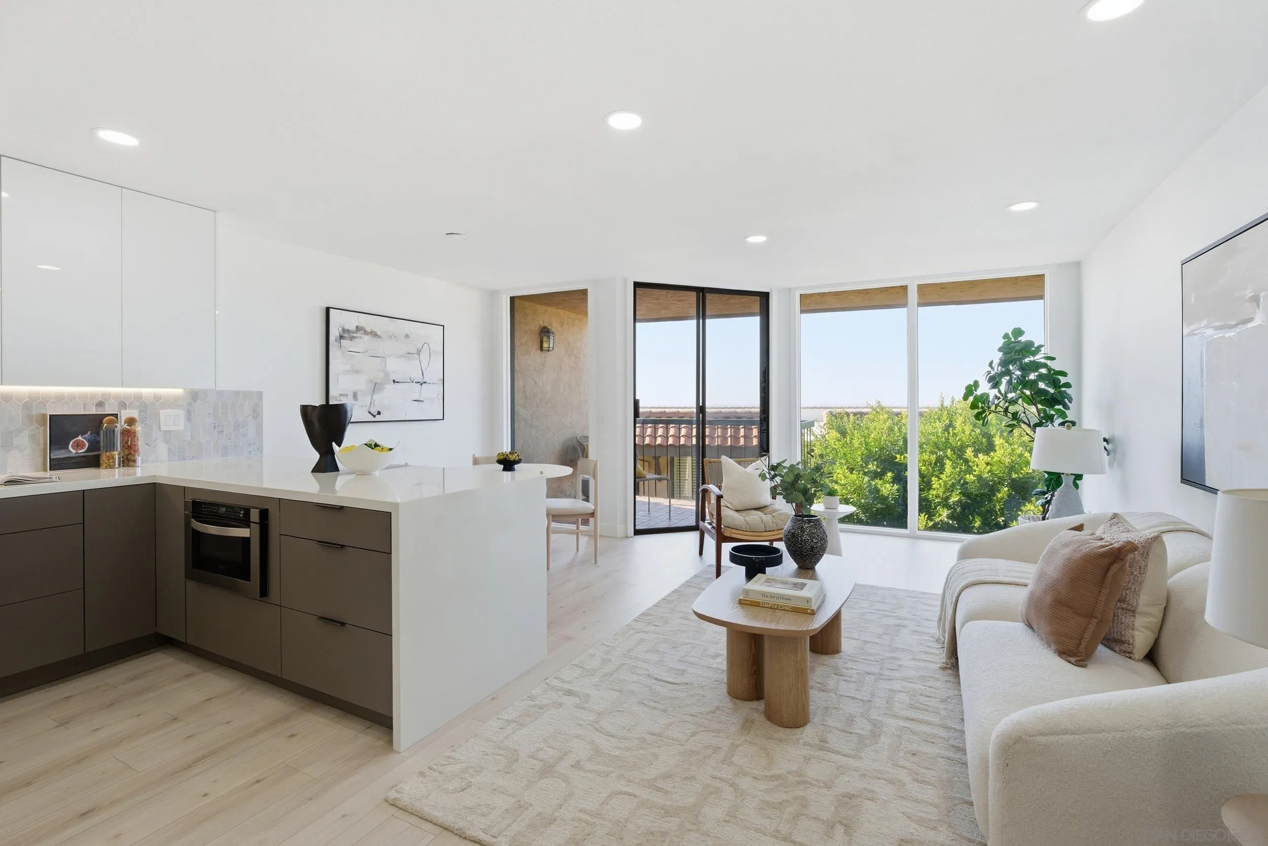 Photo #2: 250045859 Listing: Photo #2