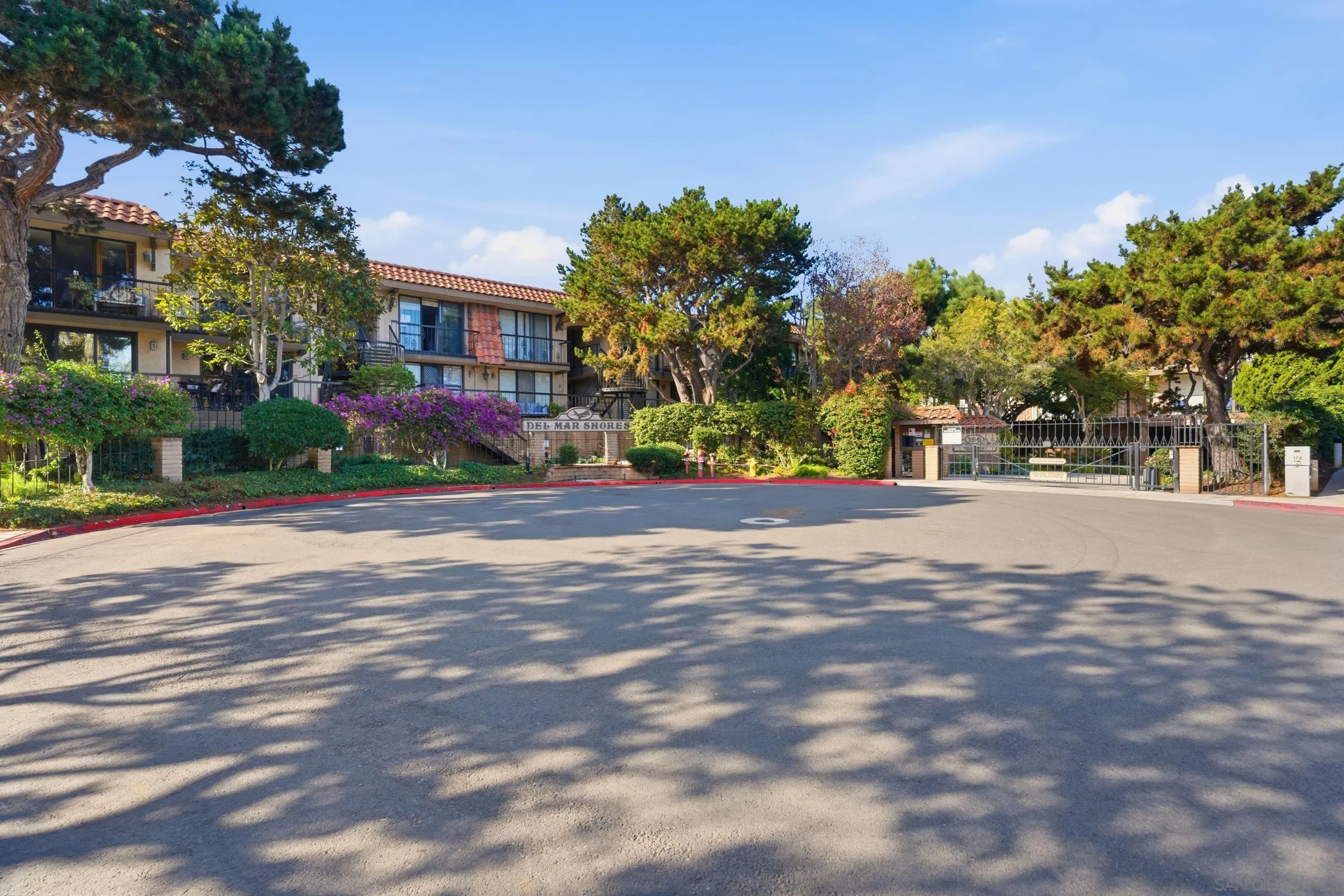Photo #56: 250045859 Listing: Photo #56