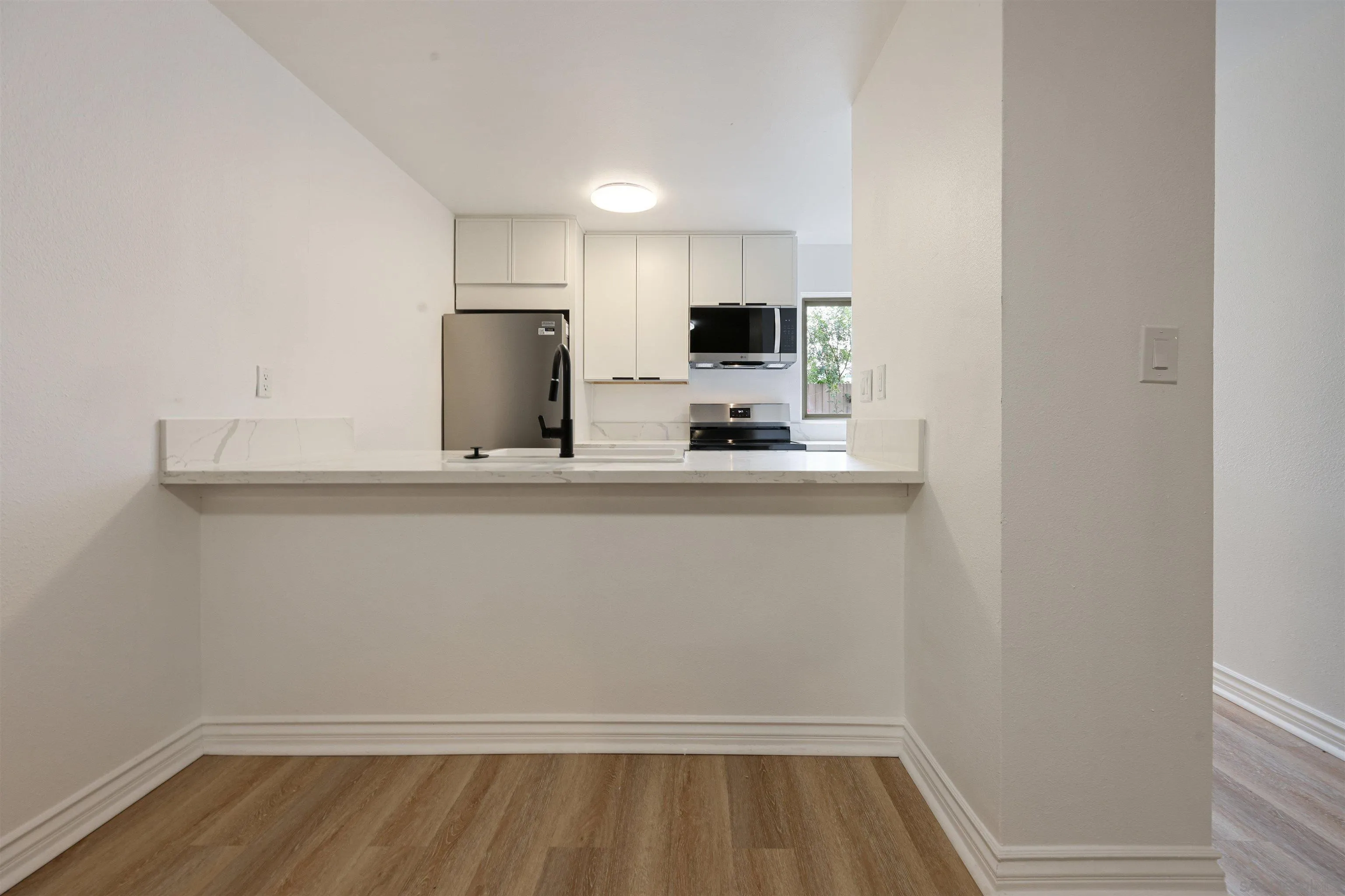 Photo #12: 250045861 Listing: Photo #12