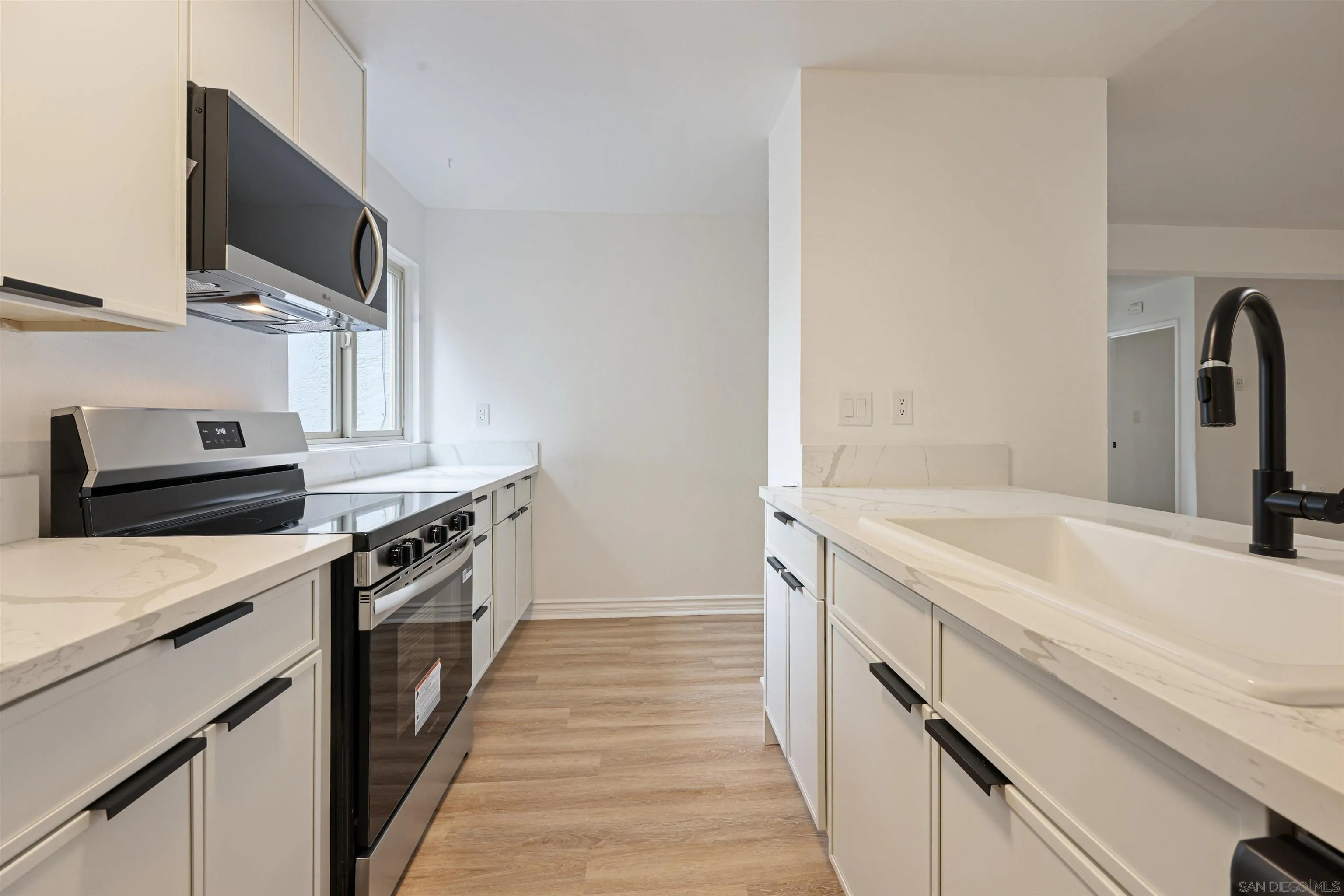 Photo #16: 250045861 Listing: Photo #16