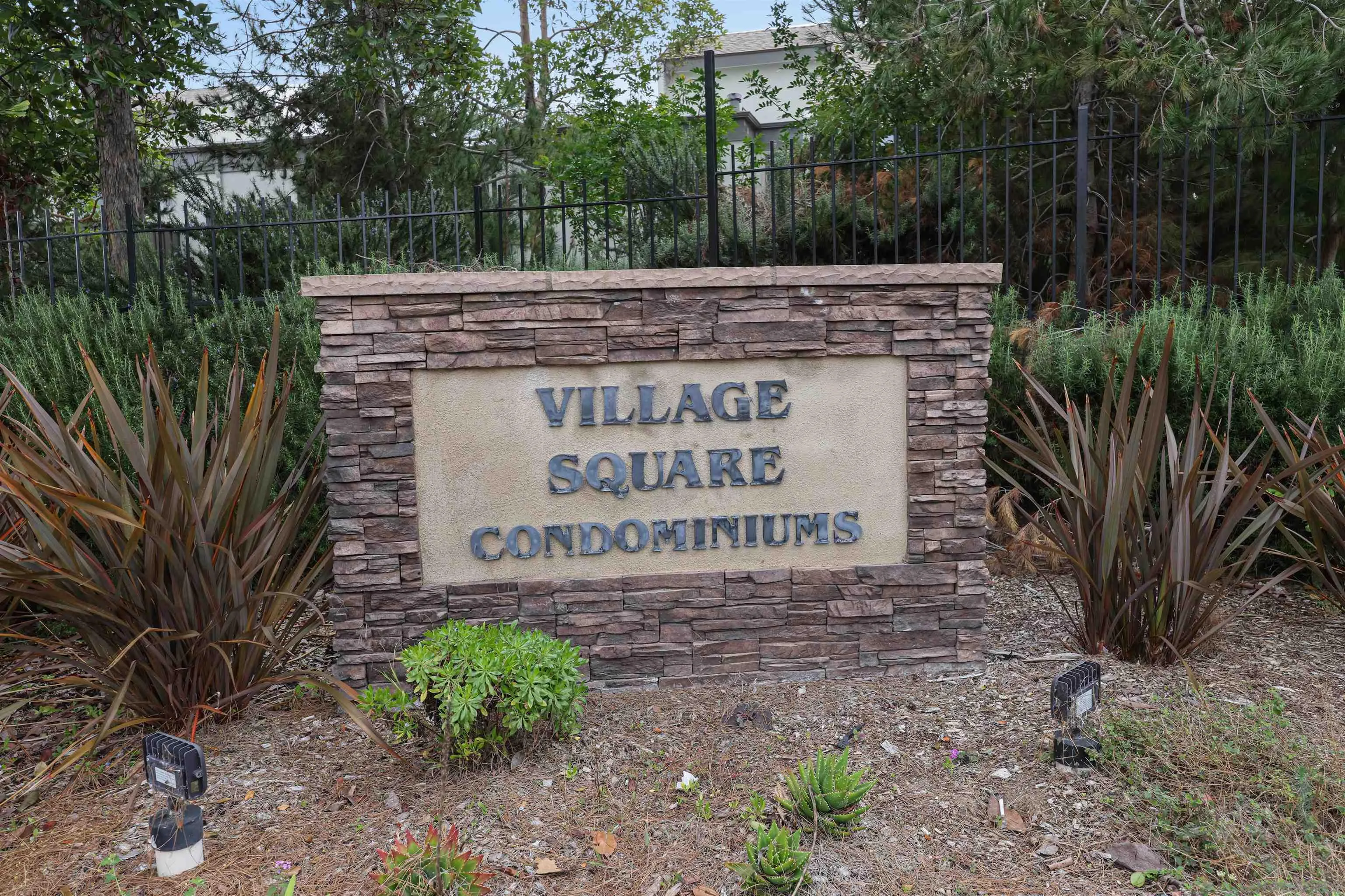 Photo #18: 250045861 Listing: Photo #18