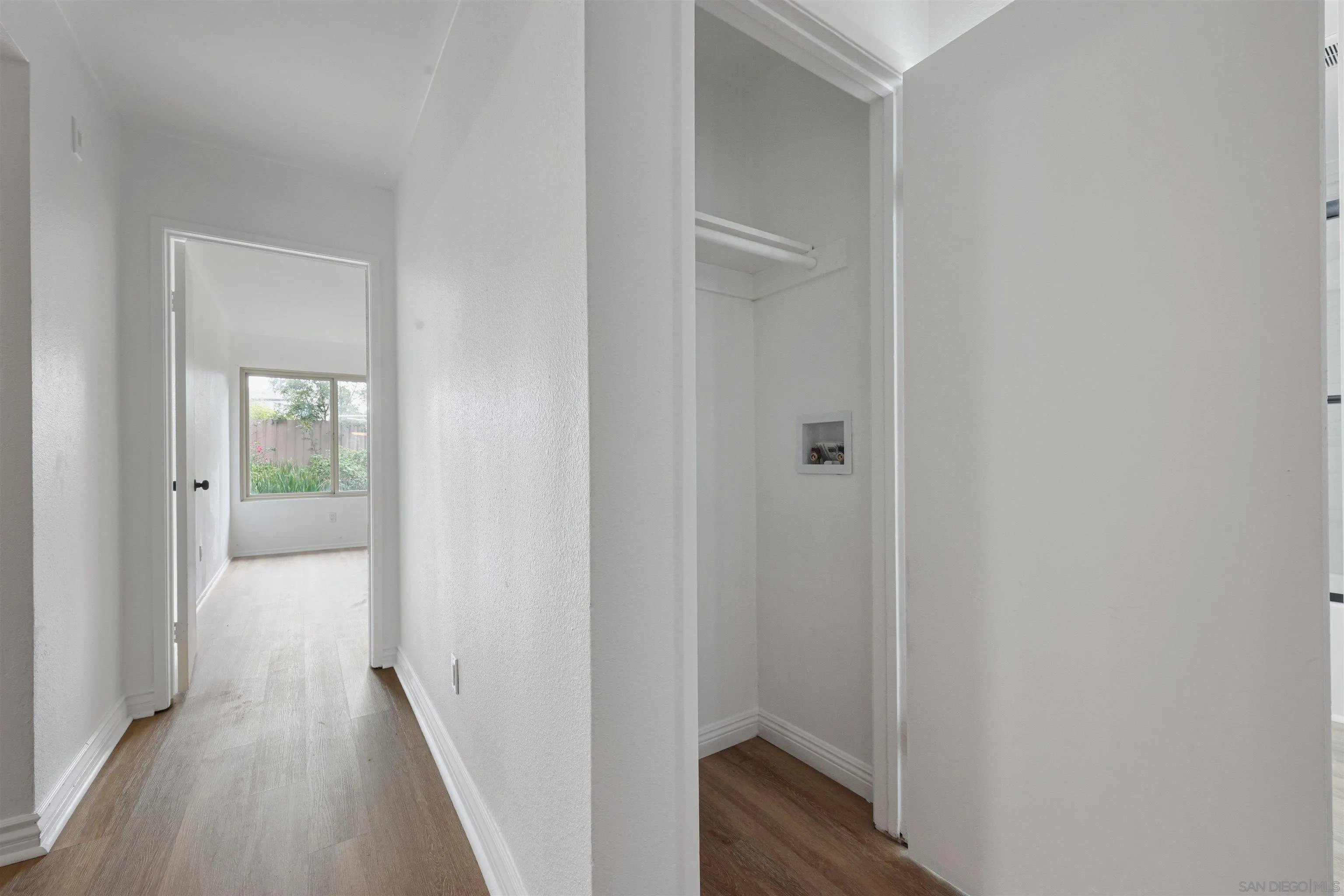 Photo #17: 250045861 Listing: Photo #17