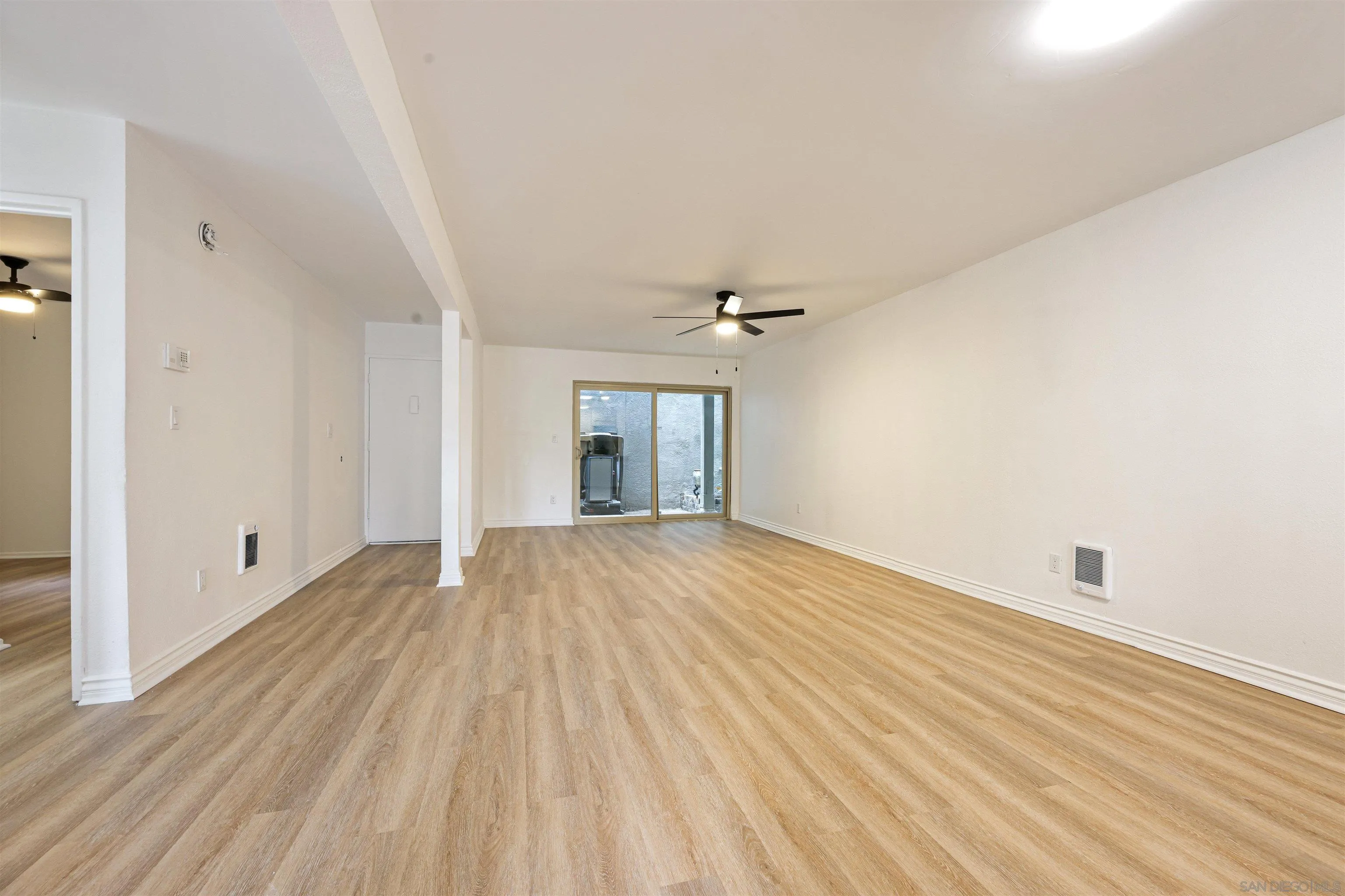 Photo #11: 250045861 Listing: Photo #11