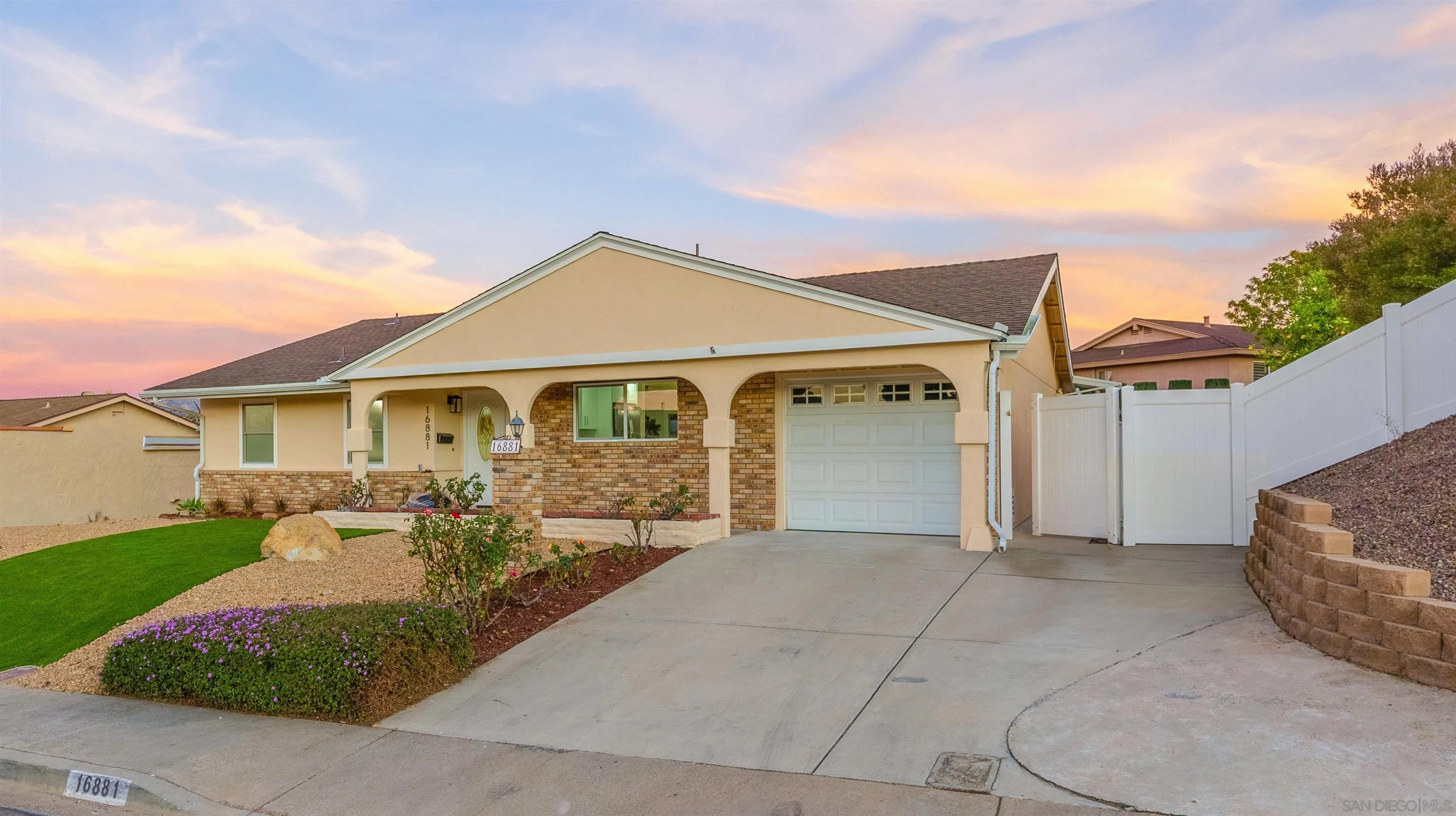 Featured listings