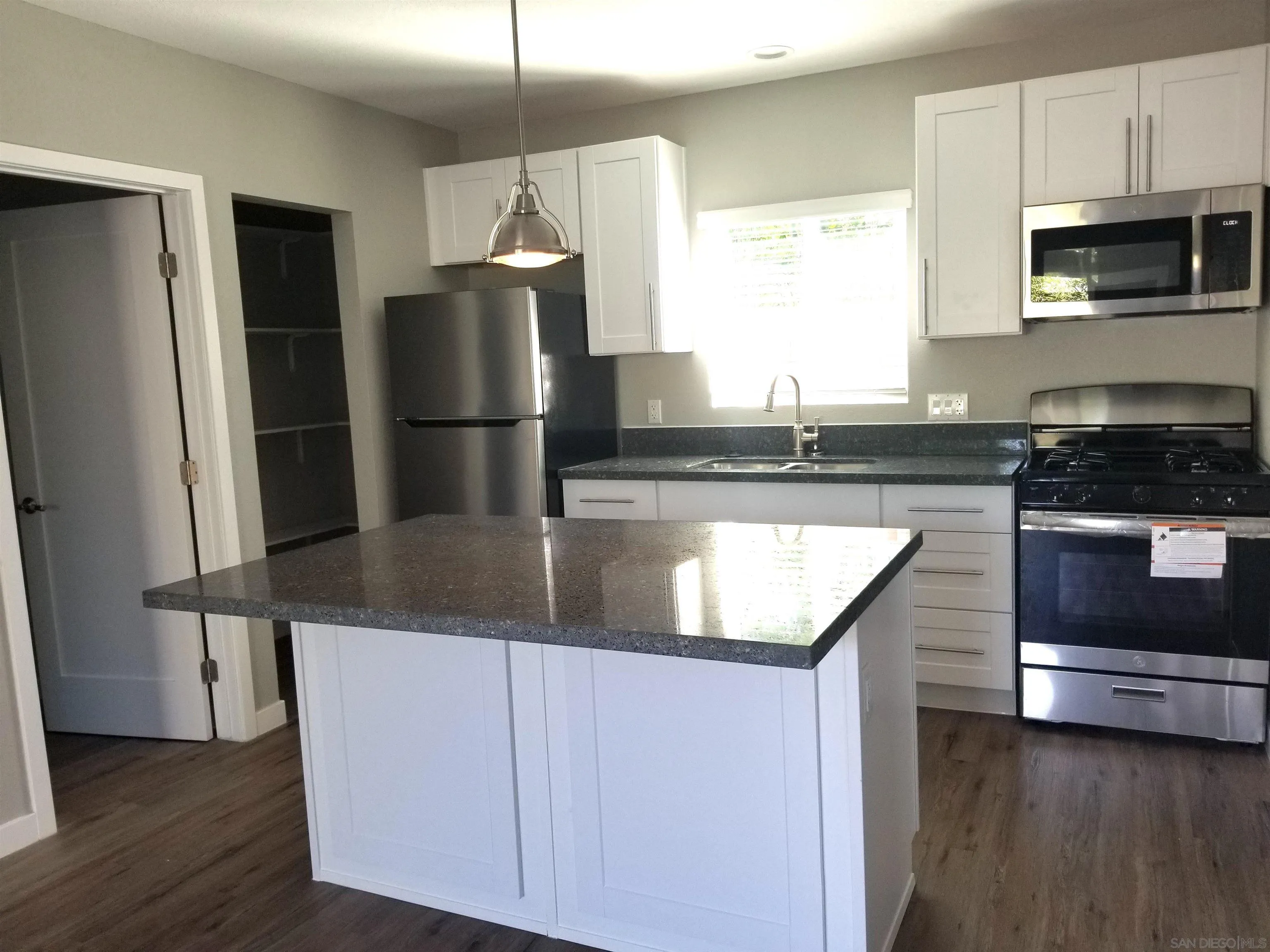 https://cdn.realtyfeed.com/cdn/127/250045867/e7f418ec917958052964adf636854995.webp