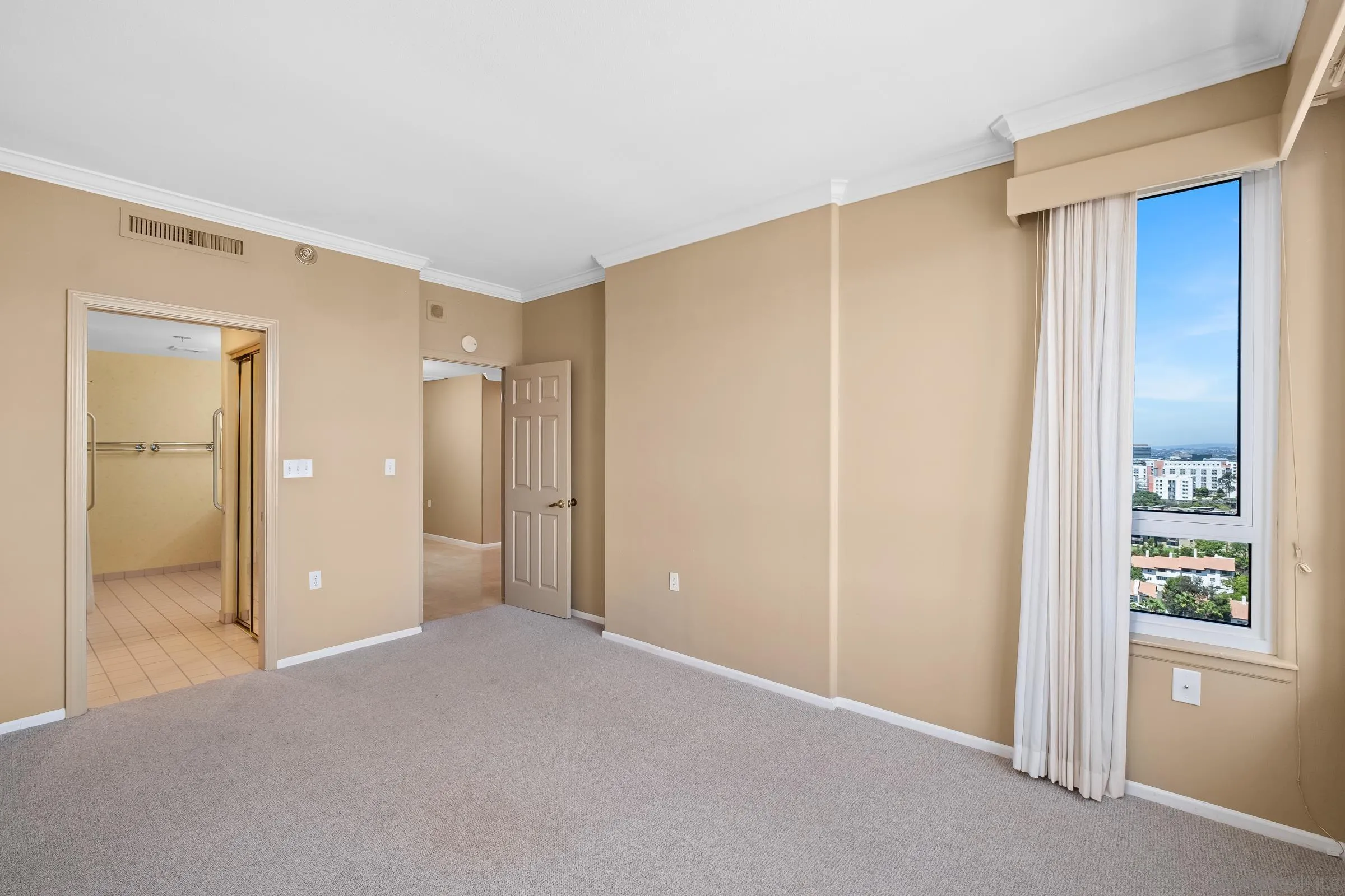 https://cdn.realtyfeed.com/cdn/127/250045873/6925551821844ab434a844bdf37b2866.webp