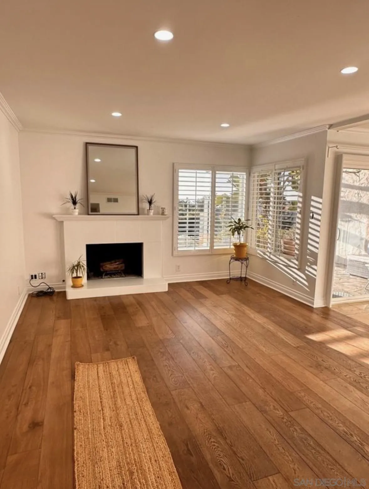 https://cdn.realtyfeed.com/cdn/127/250045880/dba53c51b6c1aad682d34297da17c7b0.webp