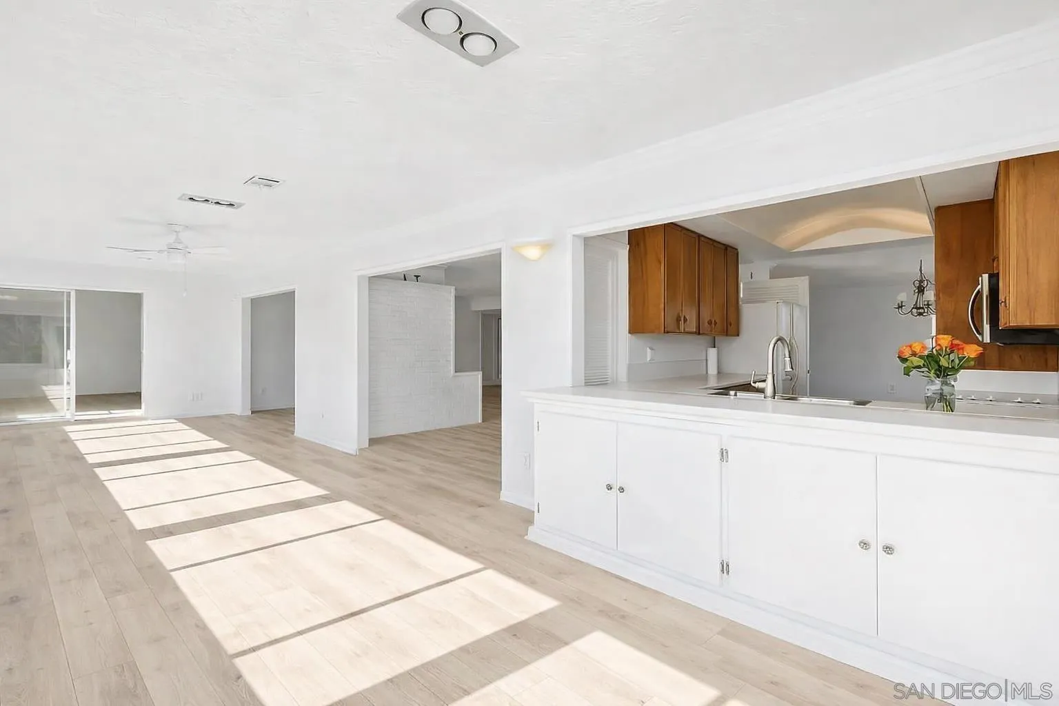 https://cdn.realtyfeed.com/cdn/127/250045892/0638f4f61c08782405cc982a0a0f84d6.webp