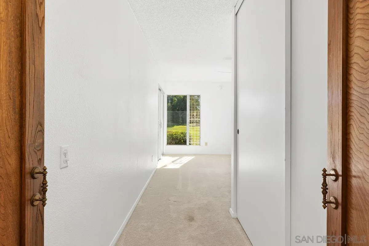 https://cdn.realtyfeed.com/cdn/127/250045892/3fc408f516bf5ed1289c1db171c6c635.webp