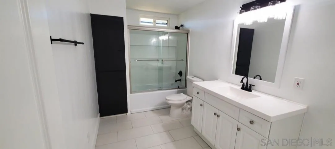 https://cdn.realtyfeed.com/cdn/127/250045901/a611fb19e2a94b3a21c95f1b83a93982.webp