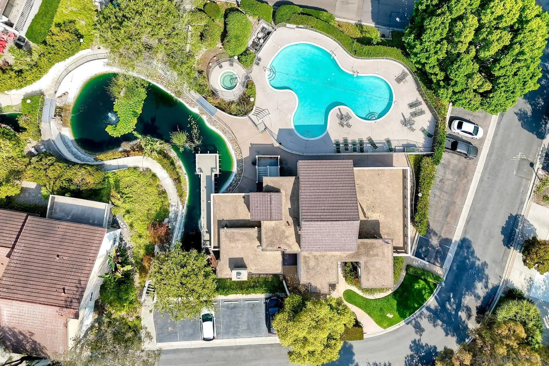 https://cdn.realtyfeed.com/cdn/127/250045904/558f5047424c520a6960b8d40226ffde.webp