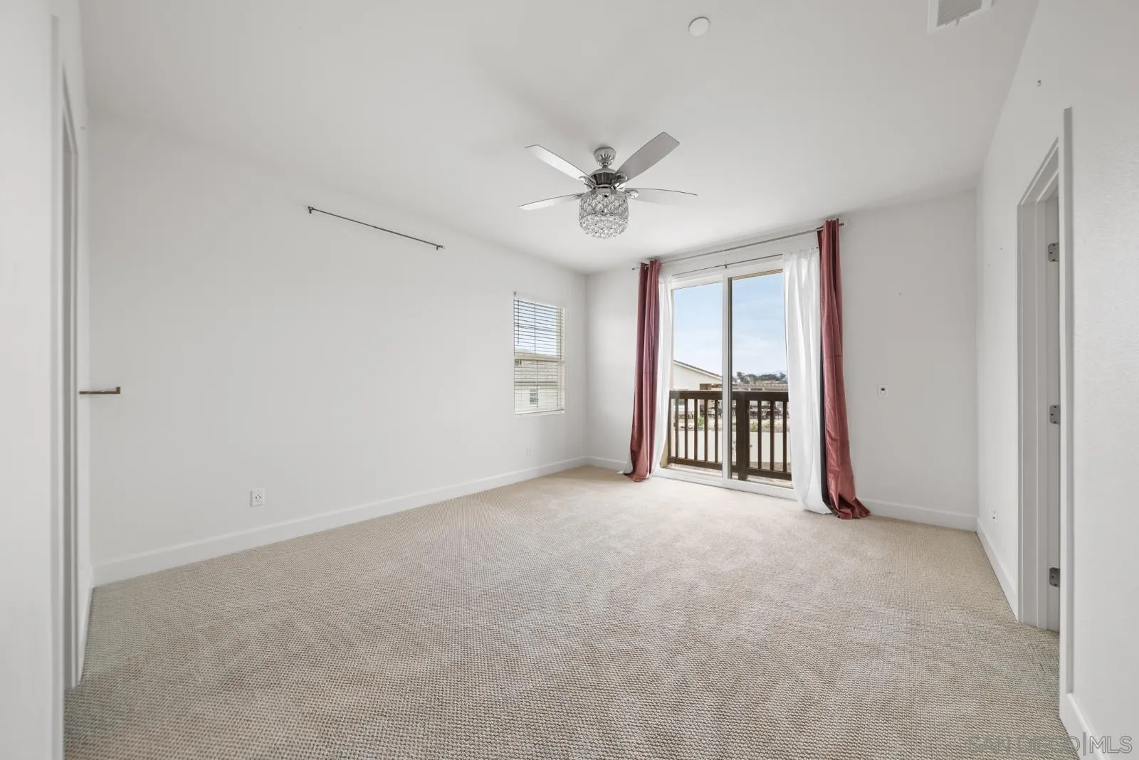 https://cdn.realtyfeed.com/cdn/127/250045907/1498ce5294931624a8018d2dde05b904.webp