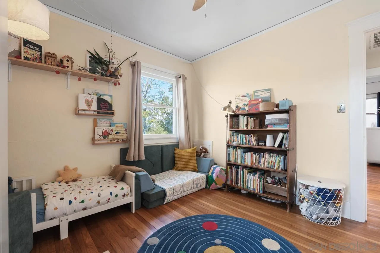 https://cdn.realtyfeed.com/cdn/127/250045915/2861c02d64e161259ec9ce614121296f.webp