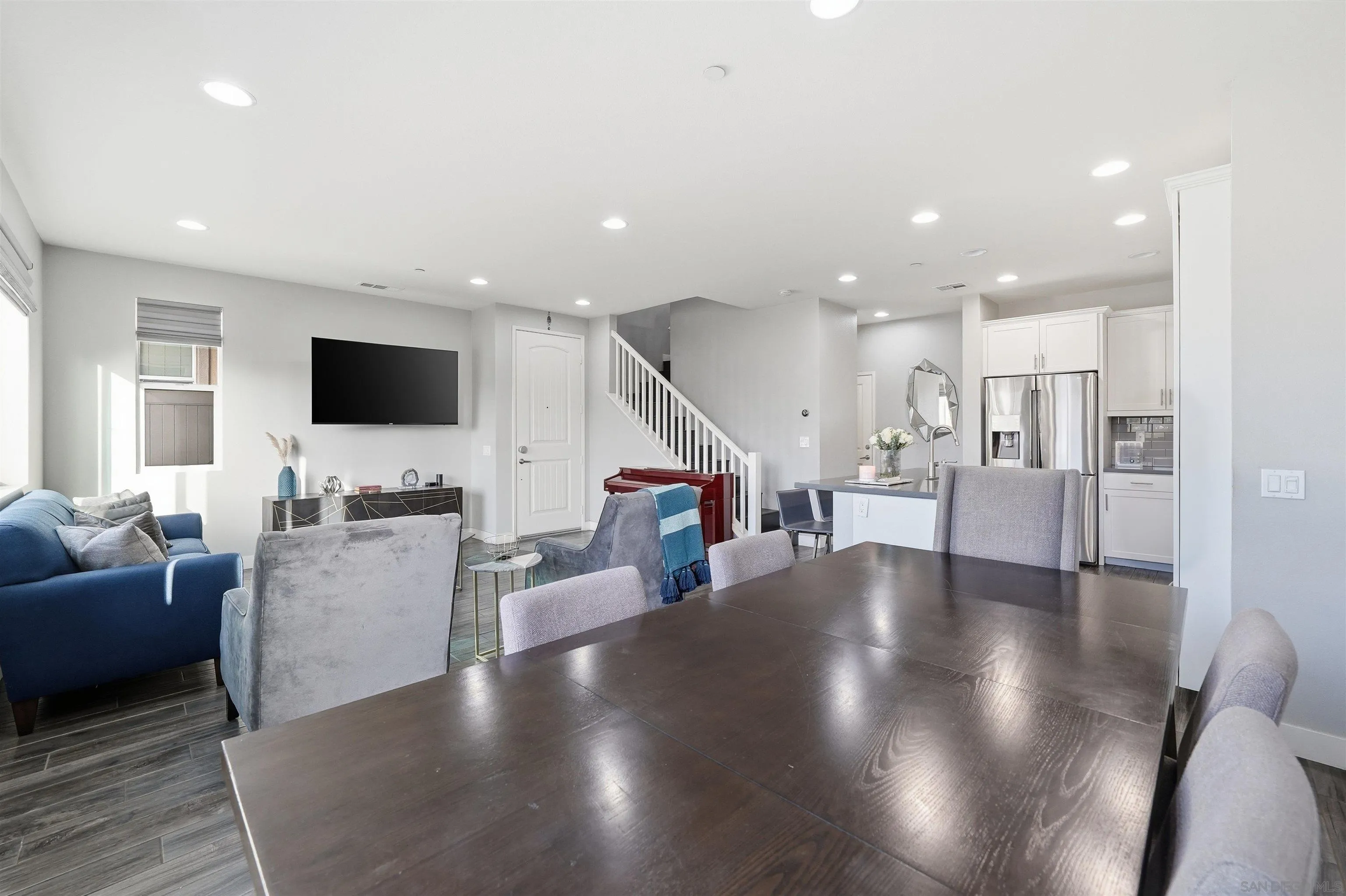 Photo #8: 250045916 Listing: Photo #8