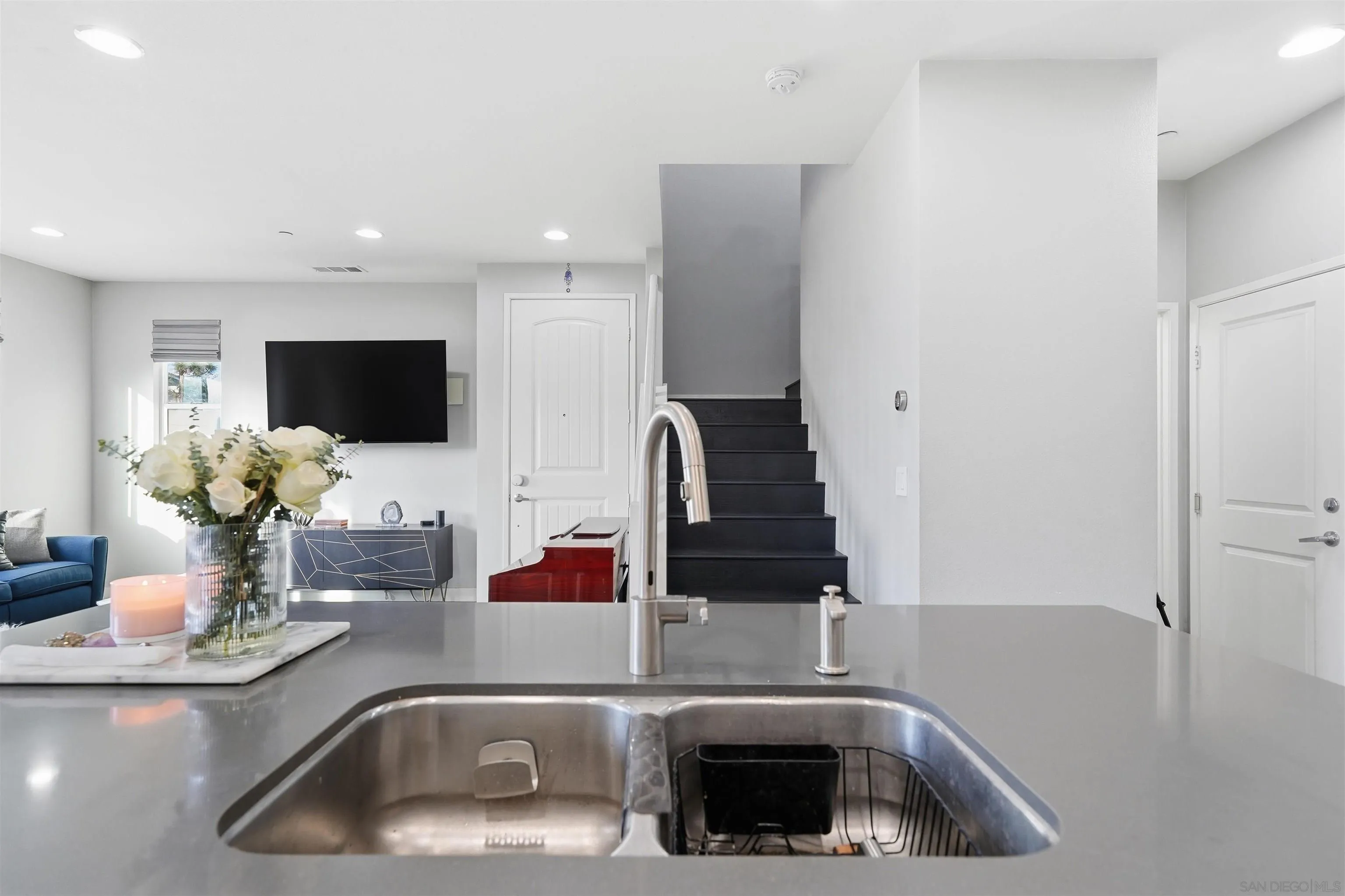 Photo #13: 250045916 Listing: Photo #13