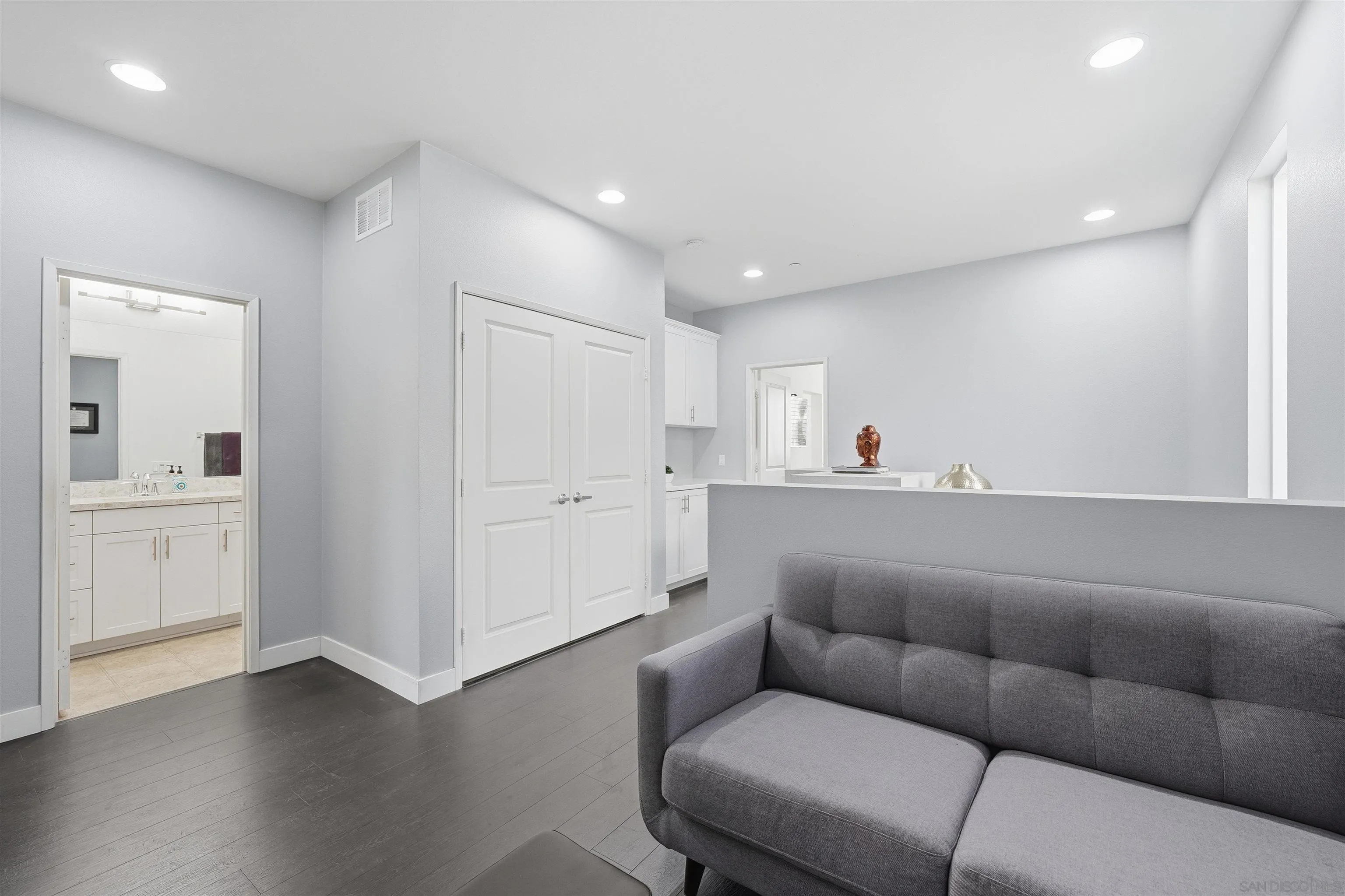 Photo #18: 250045916 Listing: Photo #18