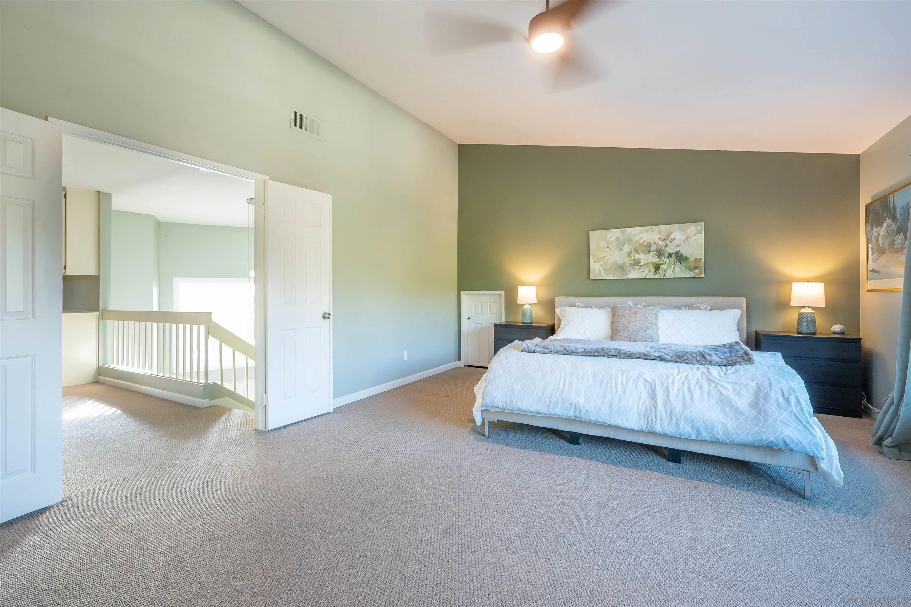 https://cdn.realtyfeed.com/cdn/127/250045920/789778e07f02f6f0c84f46c57c2c0e04.webp