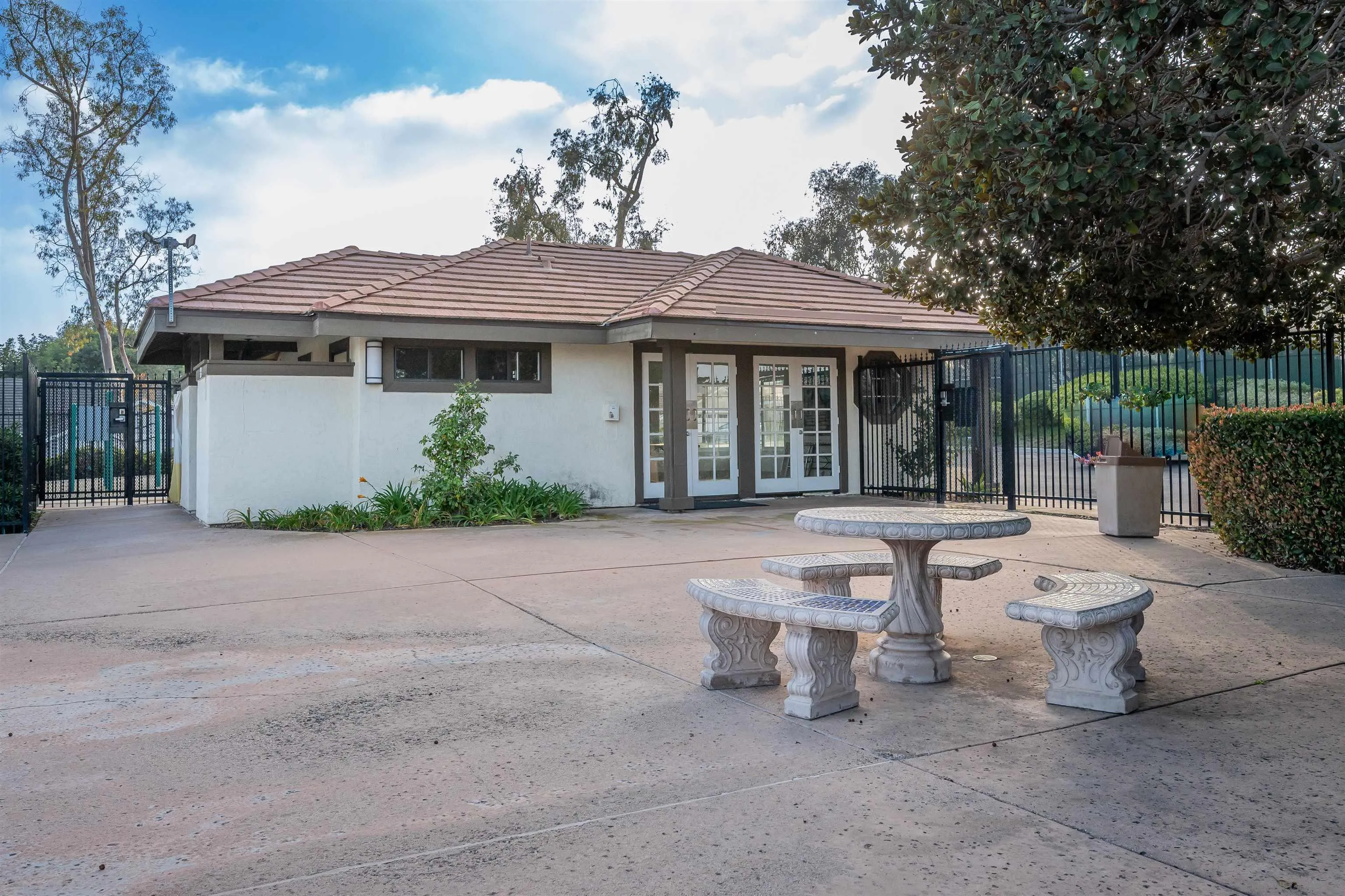 https://cdn.realtyfeed.com/cdn/127/250045920/965134569e50a4c6125ba55aa0f08307.webp