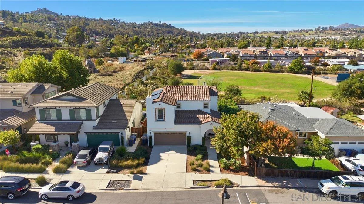https://cdn.realtyfeed.com/cdn/127/250045923/74947989881dc8995dc0e87365bd6c4e.webp