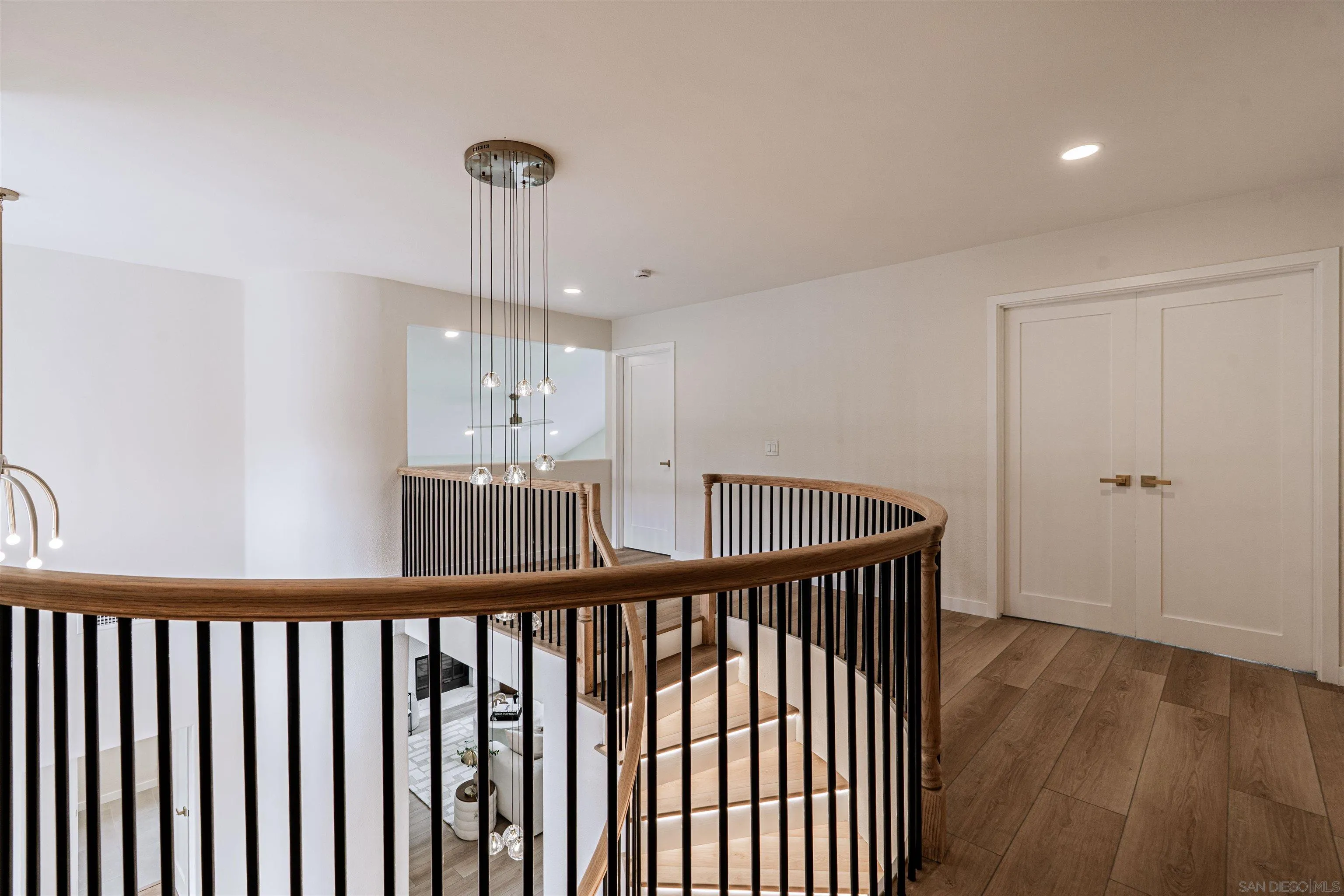 https://cdn.realtyfeed.com/cdn/127/250045931/0ac9145841becd8552193c34a71b58db.webp