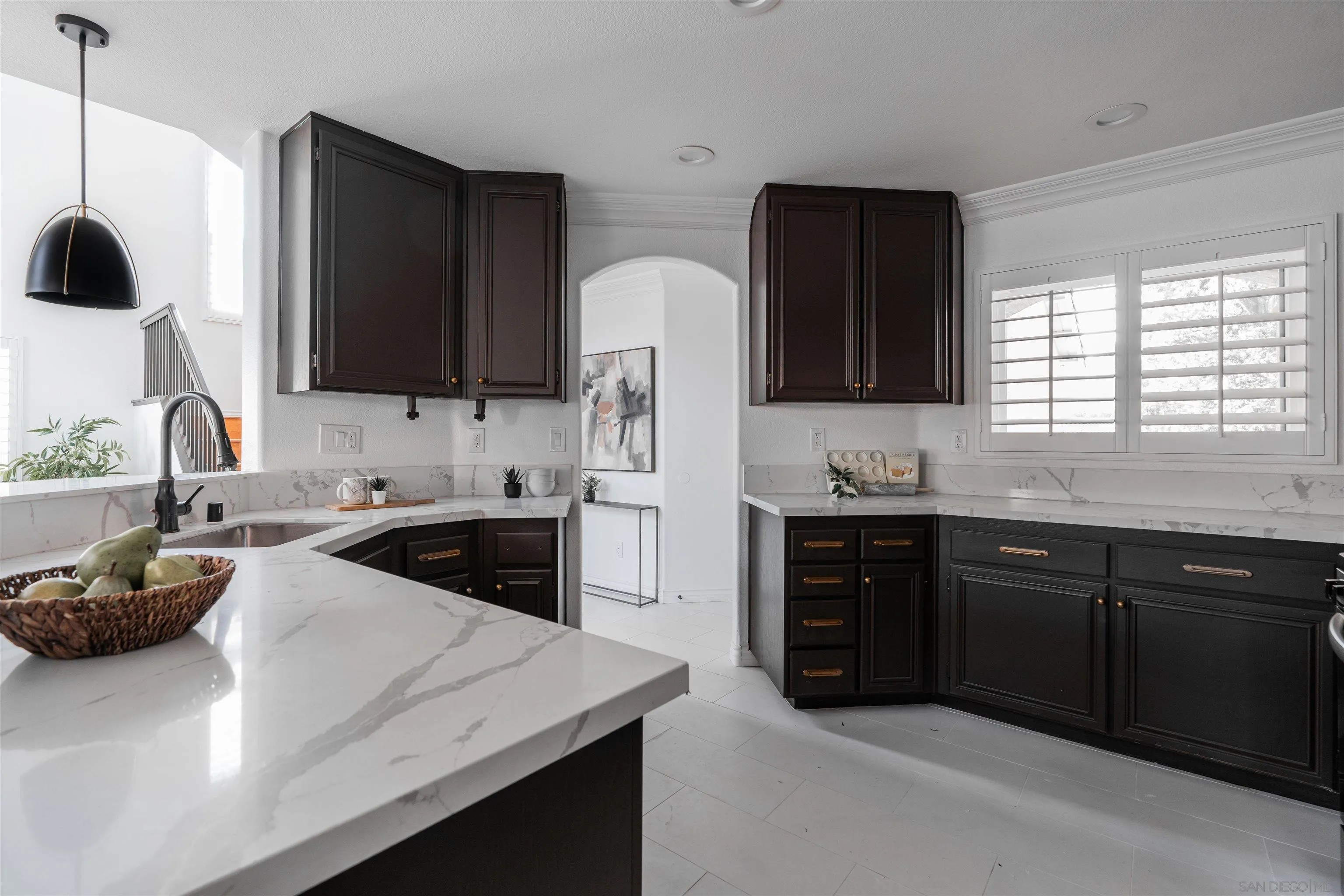 https://cdn.realtyfeed.com/cdn/127/250045934/8ea16cbe836ca3324129ff604410a380.webp