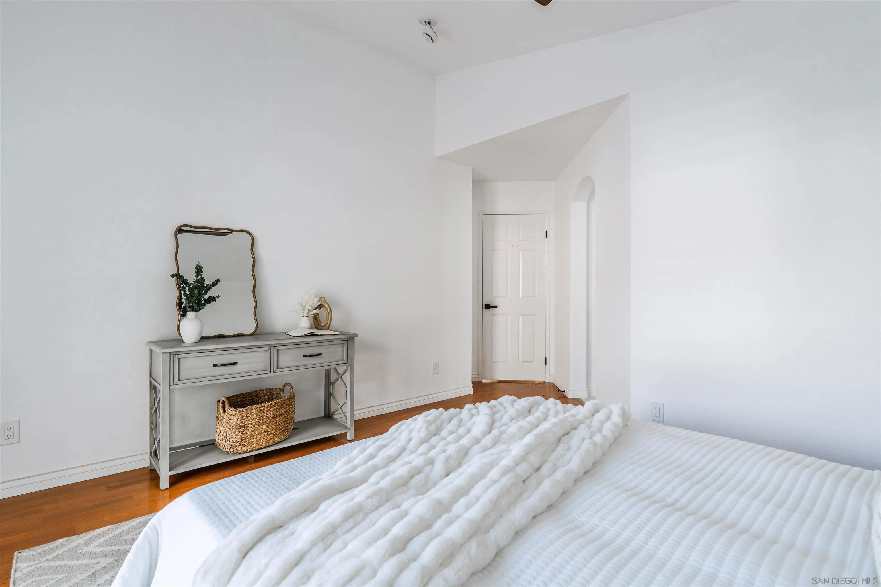 https://cdn.realtyfeed.com/cdn/127/250045934/99e309f100f2375052e98e468fa01711.webp