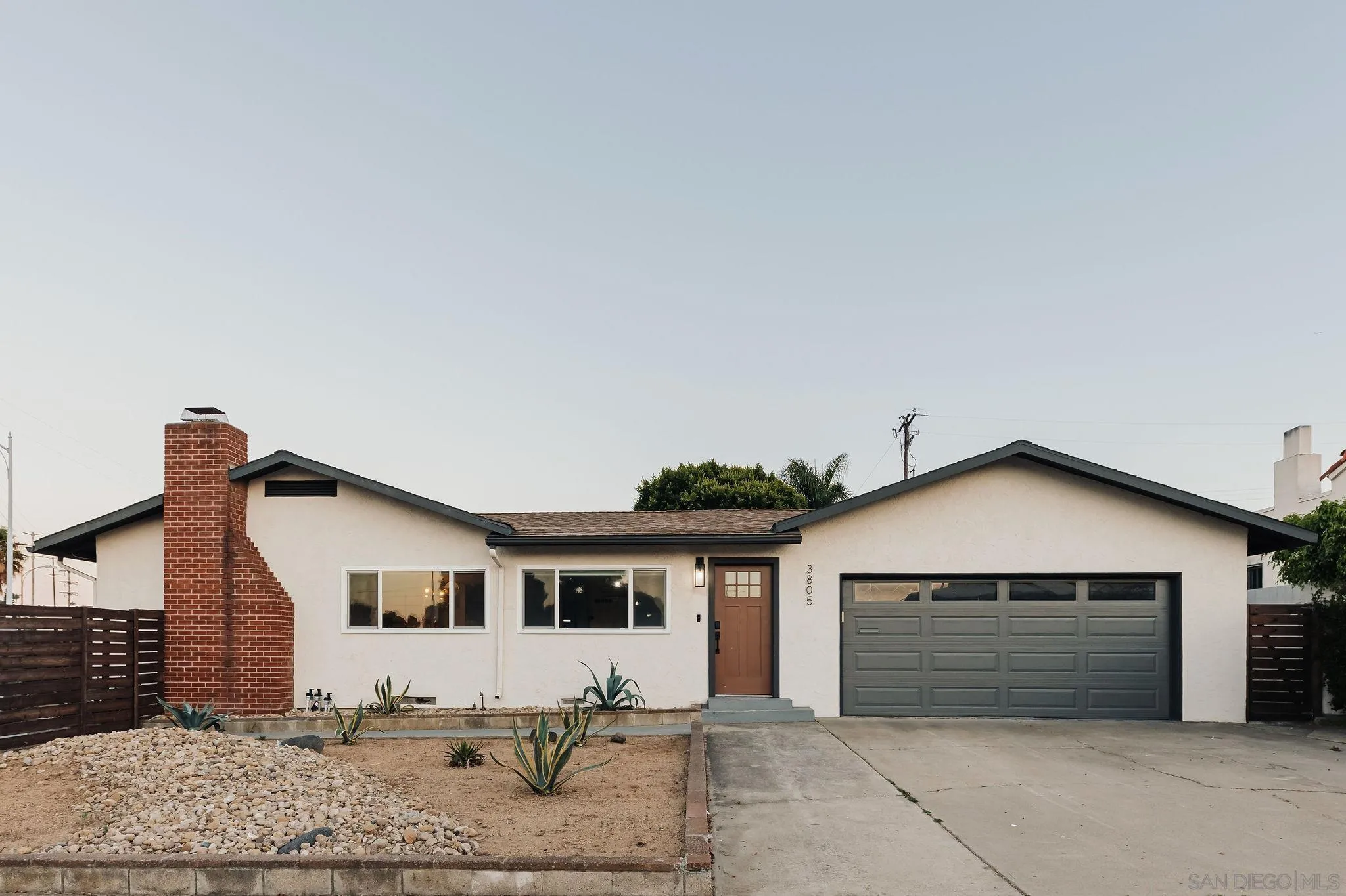 https://cdn.realtyfeed.com/cdn/127/250045936/94f949d6e28b69989729ae8ddf475972.webp