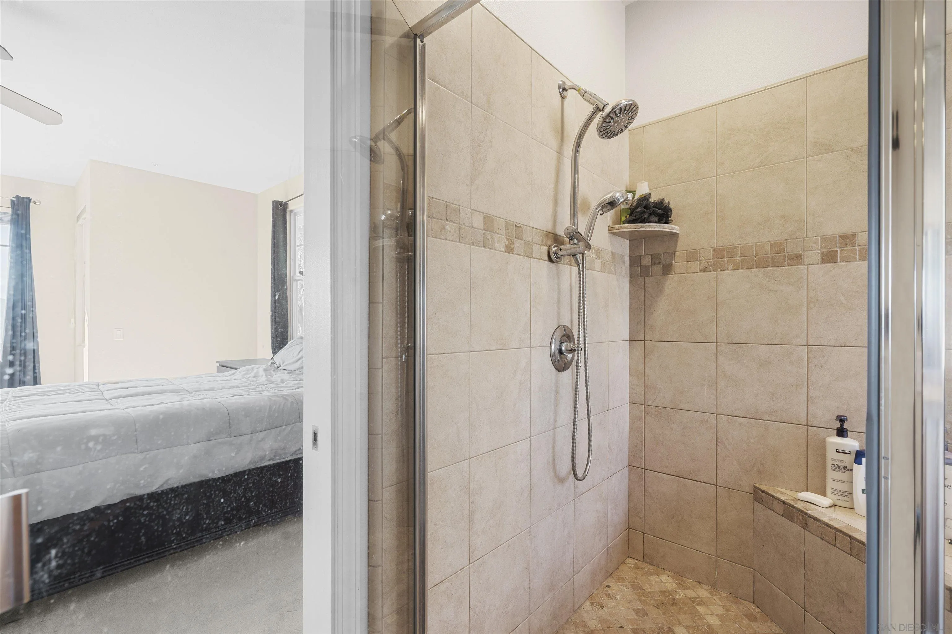 https://cdn.realtyfeed.com/cdn/127/250045953/3a4526b8c10e4254c98ac72af975ad30.webp